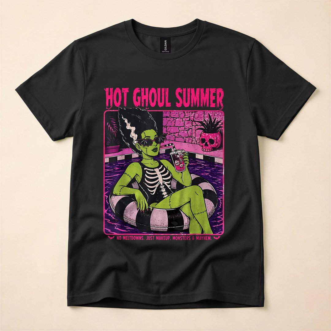 Hot Ghoul Summer Vintage Summerween Beach T-Shirt