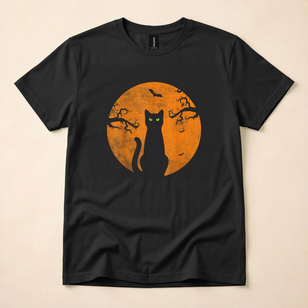 Vintage Scary Cat and Moon Retro Halloween T-Shirt