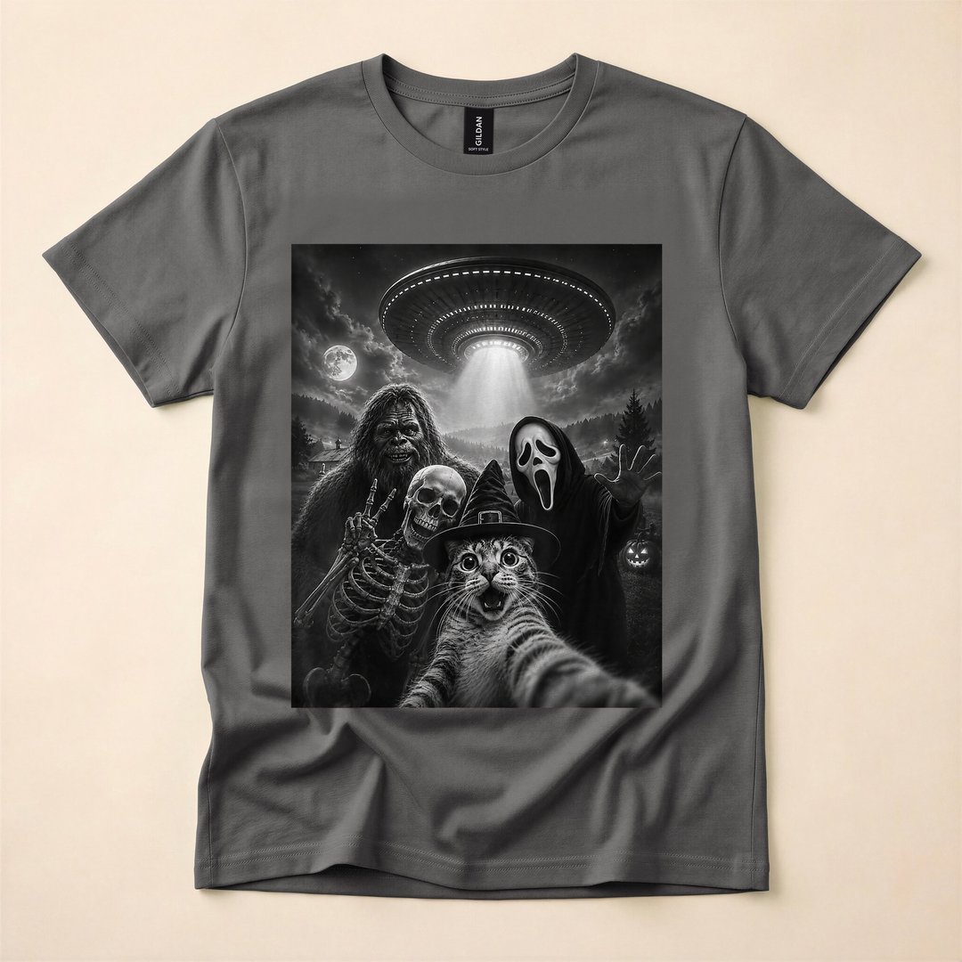 Cat Selfie with Bigfoot Alien UFO and Ghost Spooky Mashup T-Shirt - photo 5