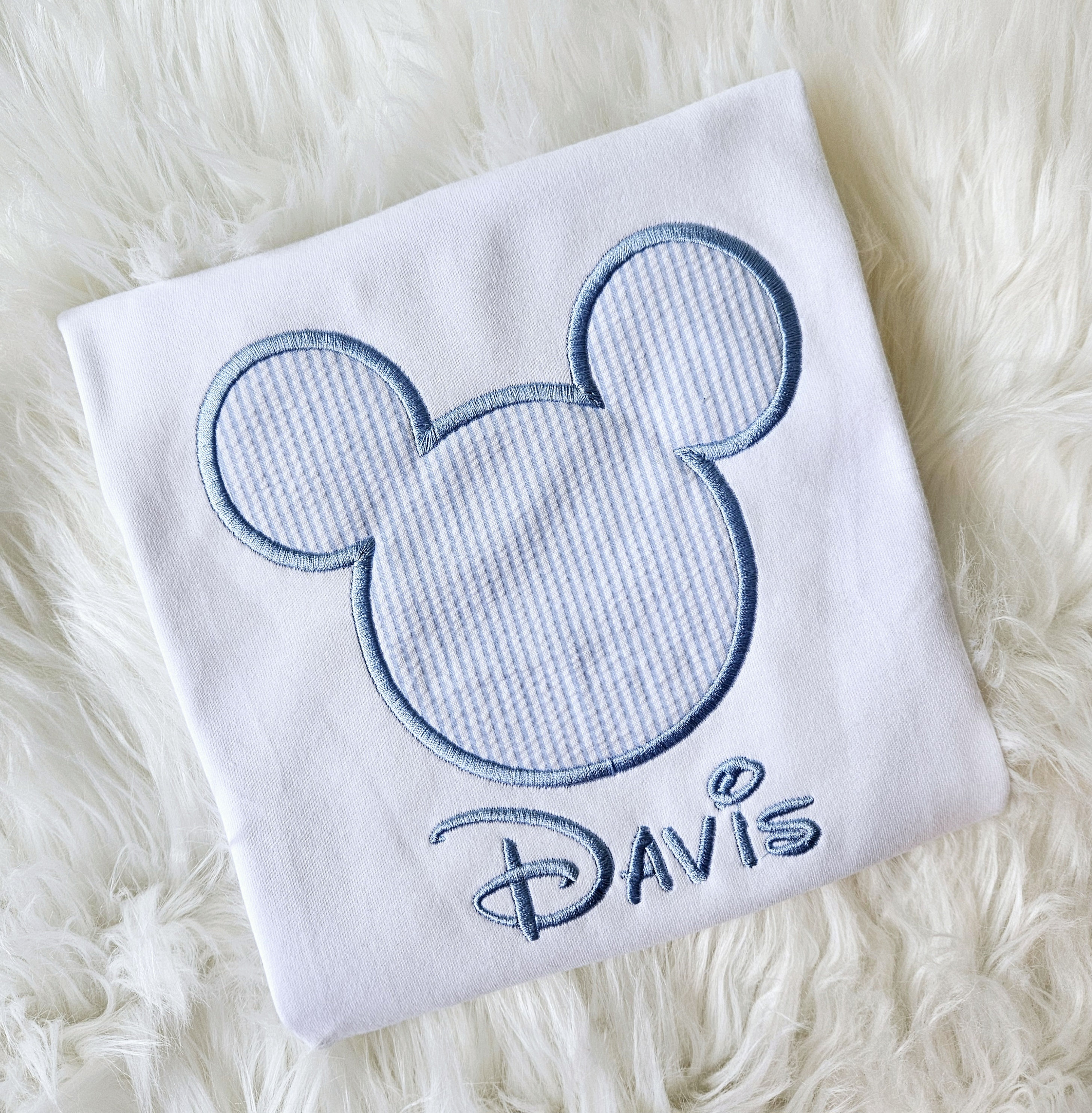 Embroidered Seersucker Mickey T-Shirt – Classic Embroidery Tee for Everyday and Vacation Wear