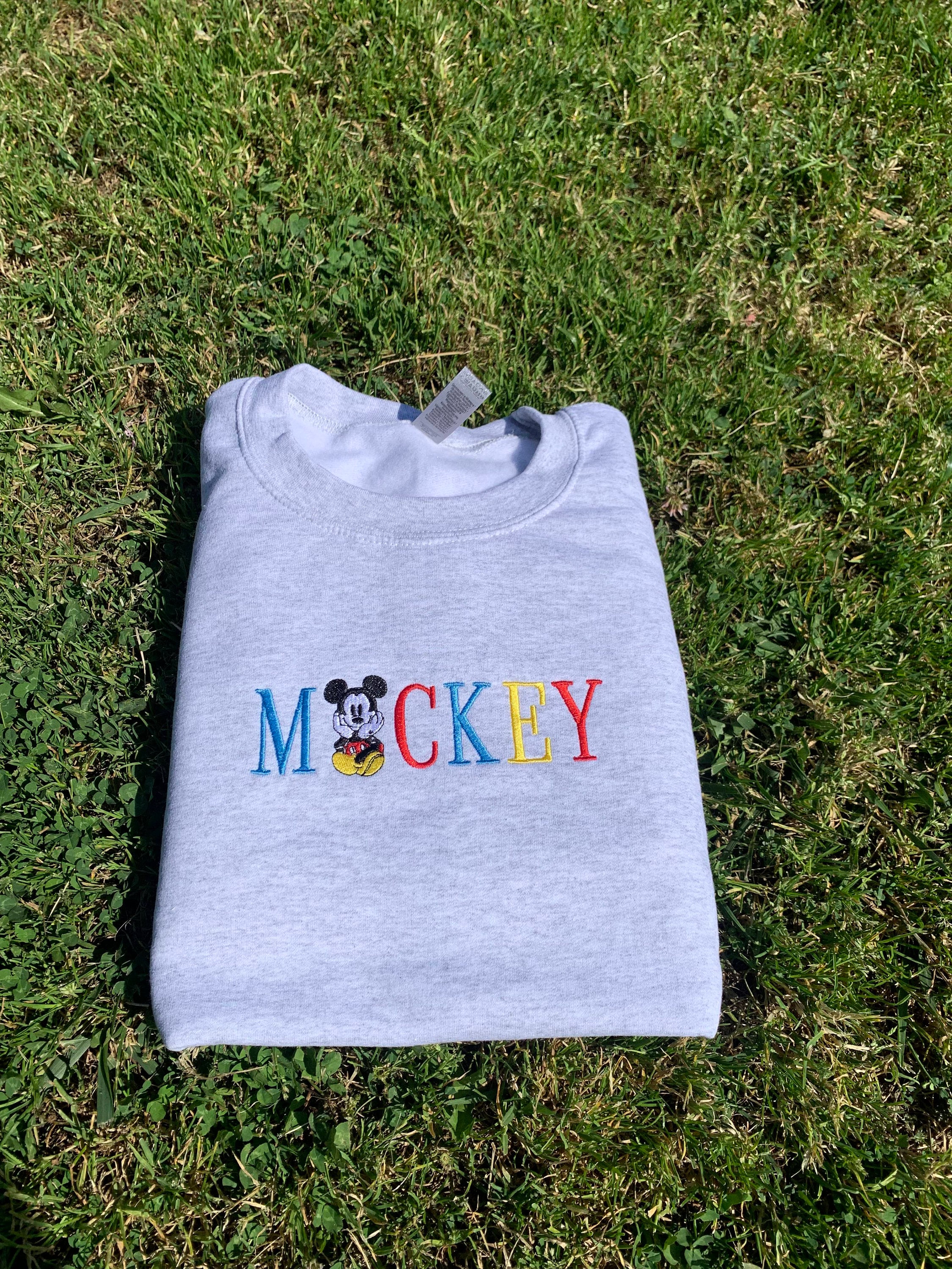 Vintage Mickey Embroidered Crewneck Sweatshirt – Retro Embroidery Pullover for Everyday and Vacation Wear - photo 4