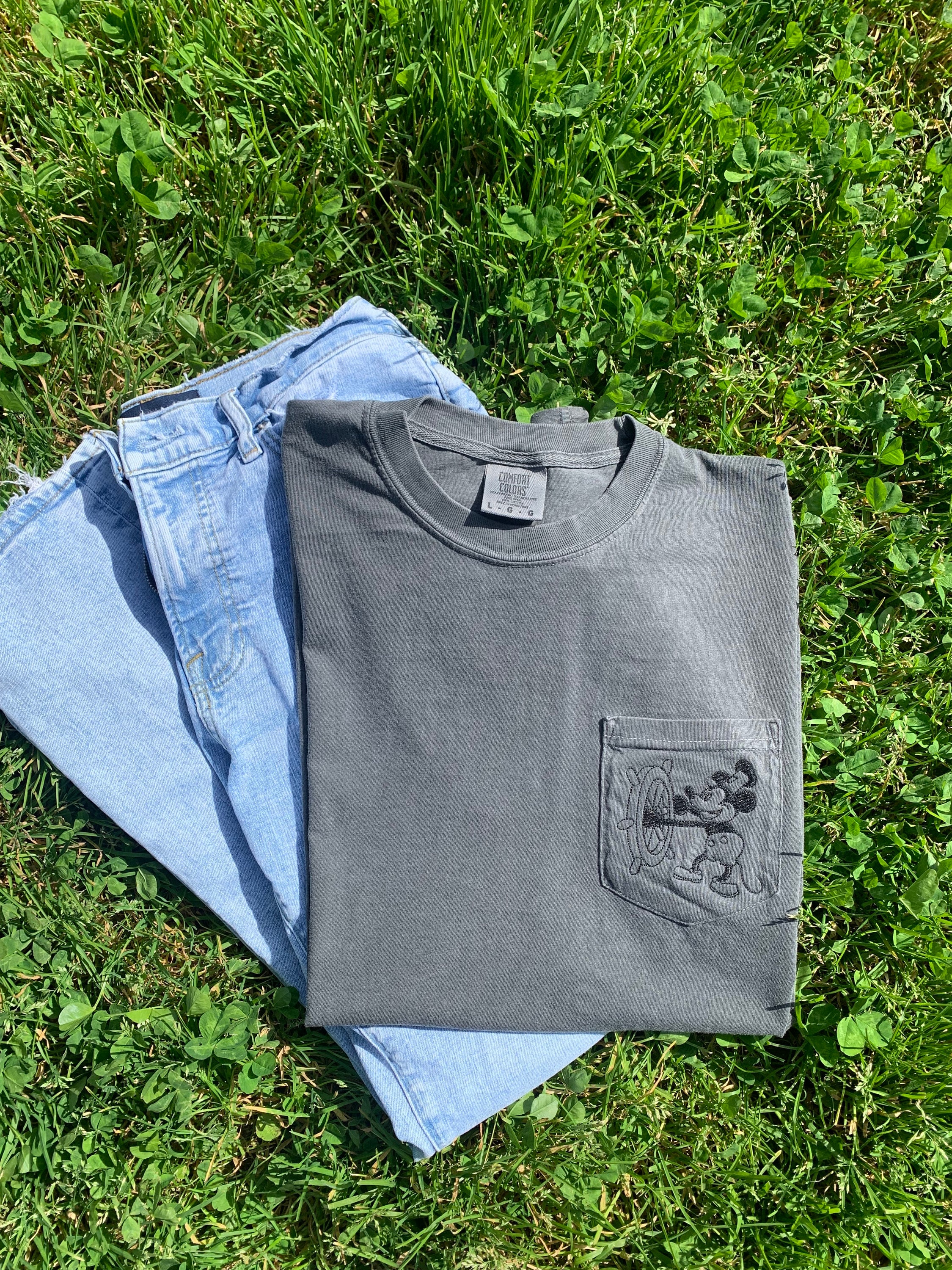 Vintage Embroidered Mickey Pocket Tee – Retro Mouse Embroidery T-Shirt for Everyday and Park Wear - photo 3