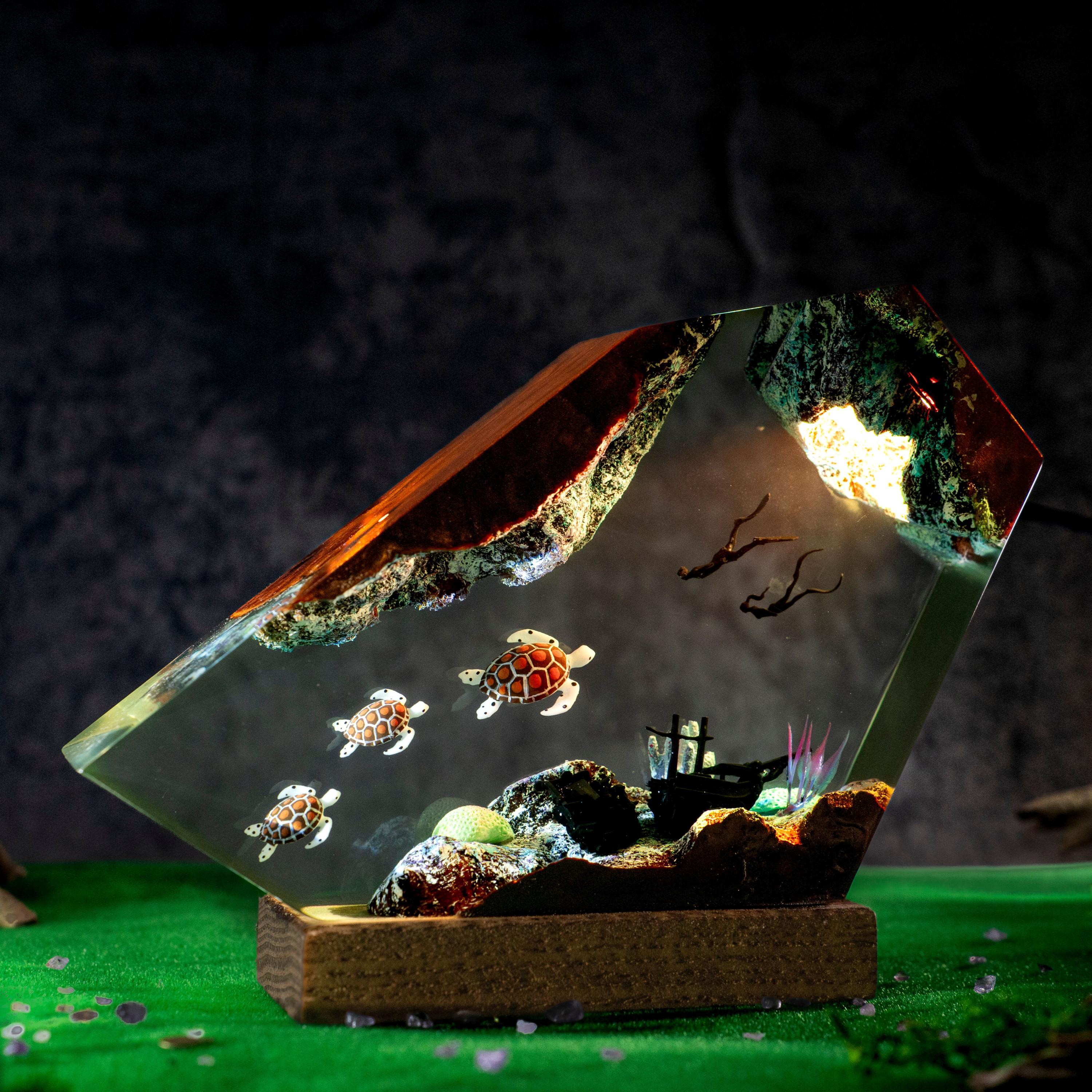 Turtles and Diver Epoxy Resin Night Light – Coral Reef Marine Life Decor and Unique Gift for Ocean Lovers - photo 9