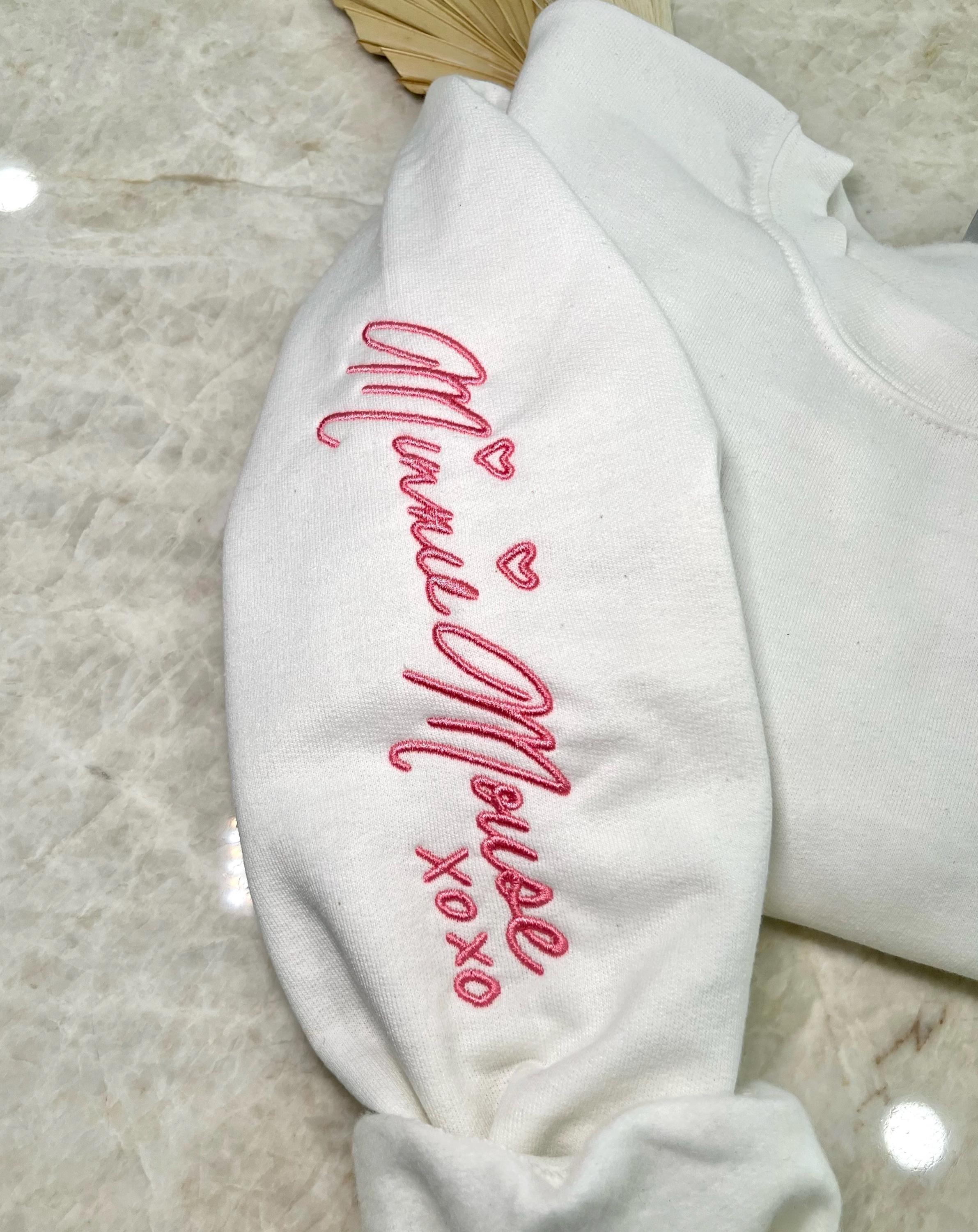 Minnie Mouse Inspired Autograph Crewneck Sweater with Signature Sleeve Embroidery – Magical Embroidered Crewneck - photo 2
