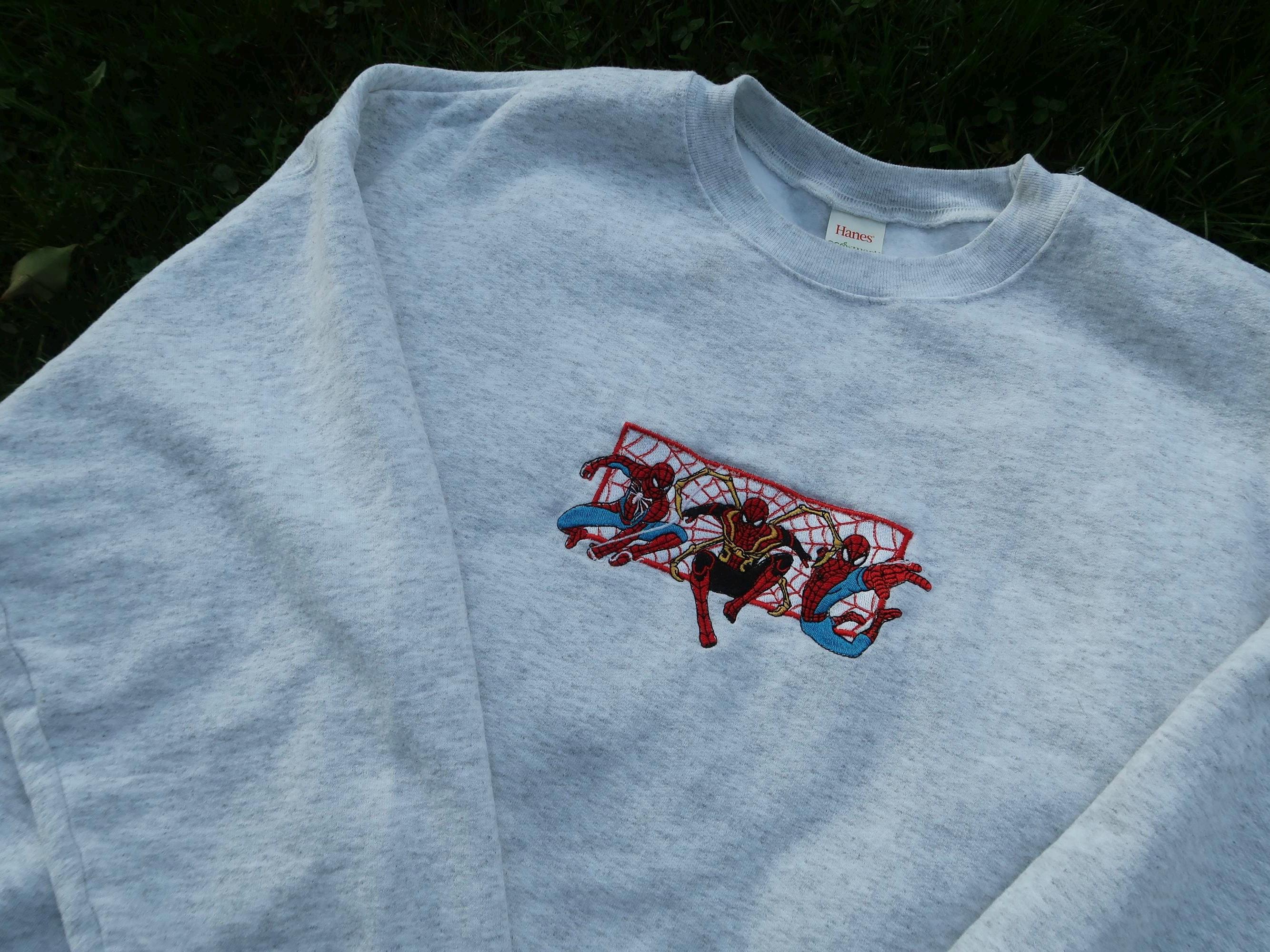 Spider-Man Embroidered Crew Neck Sweatshirt – Superhero Embroidery Crewneck for Everyday and Park Wear