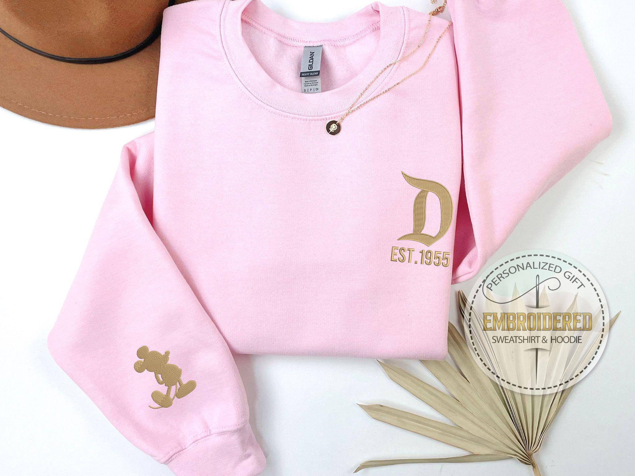 Personalized Disney Est 1955 Embroidered Sweatshirt with Mickey or Minnie – Retro Custom Crewneck Hoodie for Family Vacation - photo 5