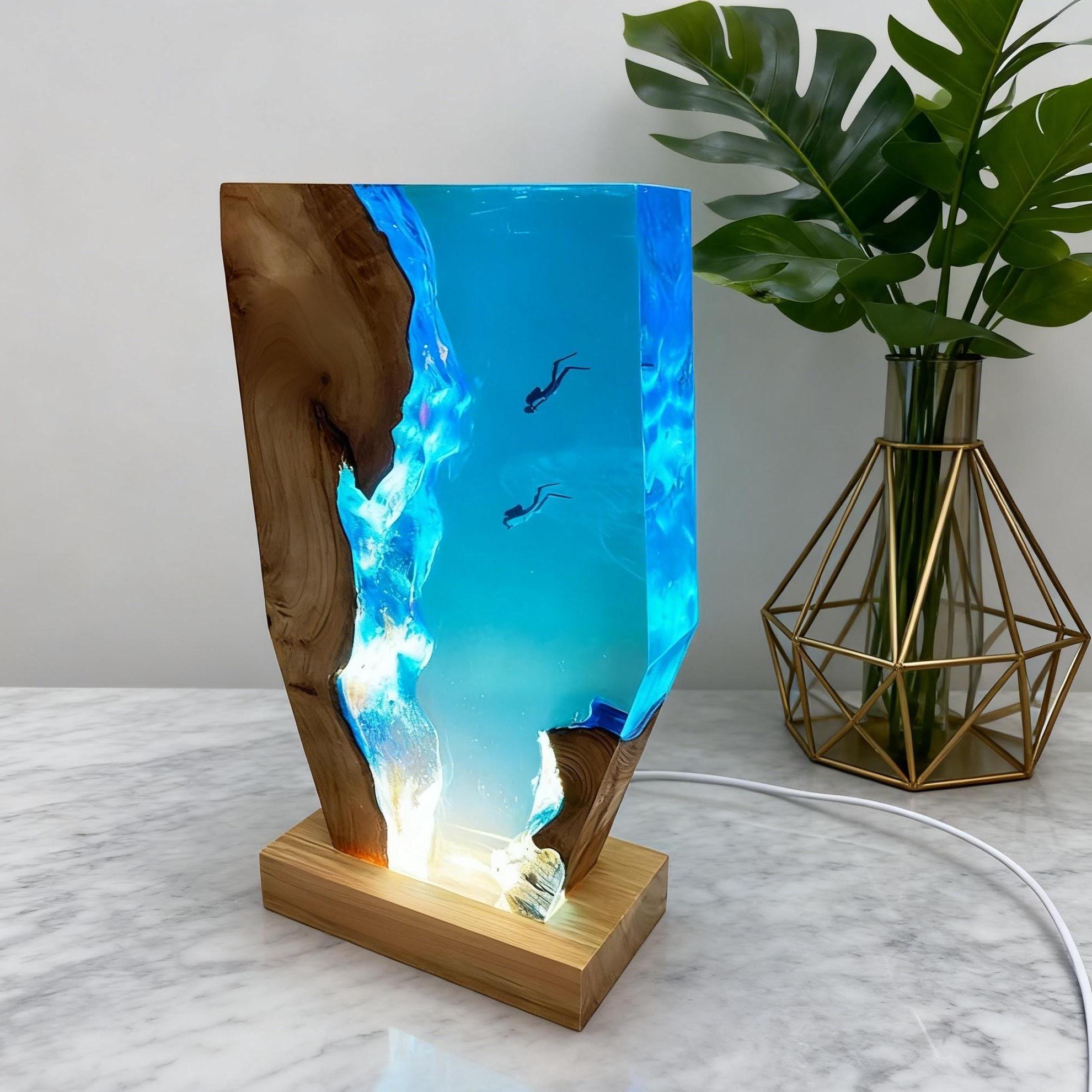 Scuba Diver Epoxy Resin Night Light – Personalized Handmade Ocean Resin Night Lamp - photo 5