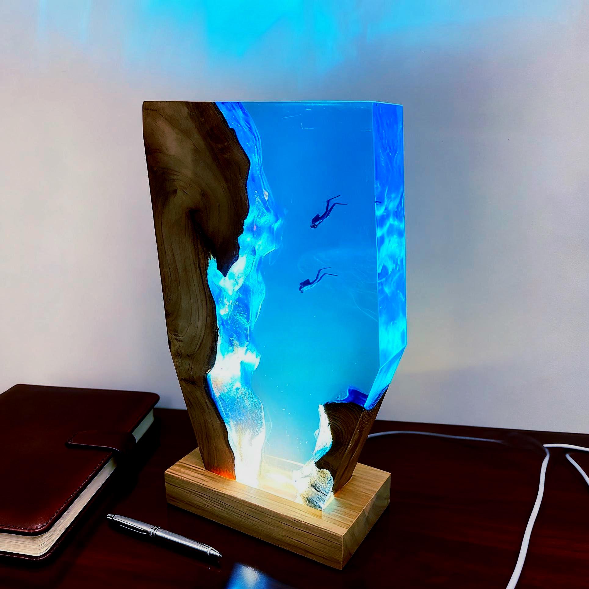 Scuba Diver Epoxy Resin Night Light – Personalized Handmade Ocean Resin Night Lamp - photo 6