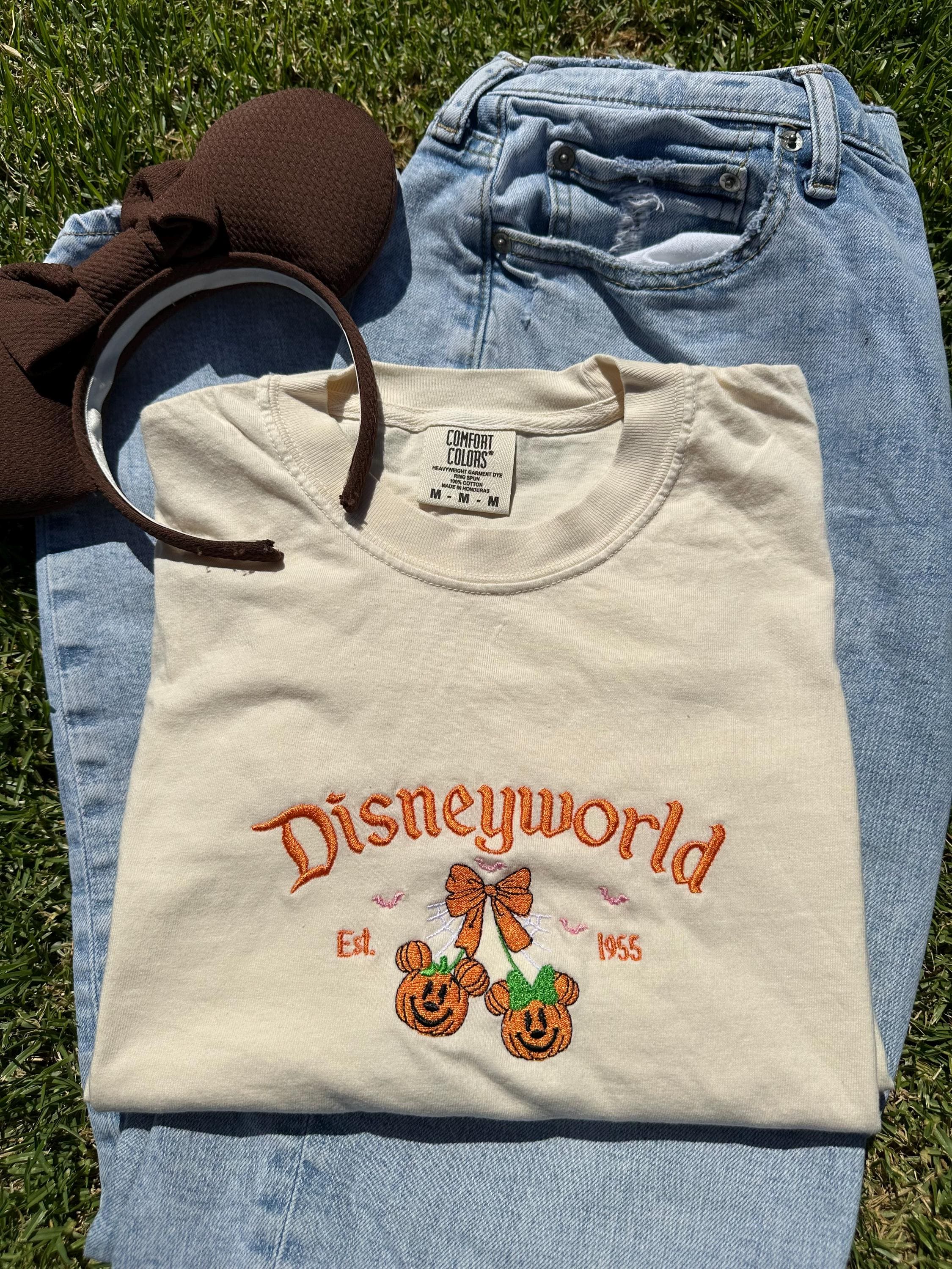 Coquette Halloween Disney Main Street Pumpkin Embroidered Shirt – Spooky Fall Embroidery Tee for Park Days - photo 2
