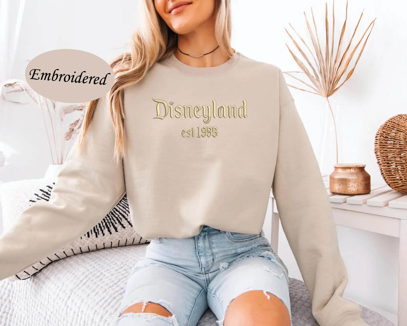 Embroidered Disneyland Est 1955 Sweatshirt With Mickey And Friends – Cute Embroidery Crewneck Sweat For A Disneyland Trip - photo 5