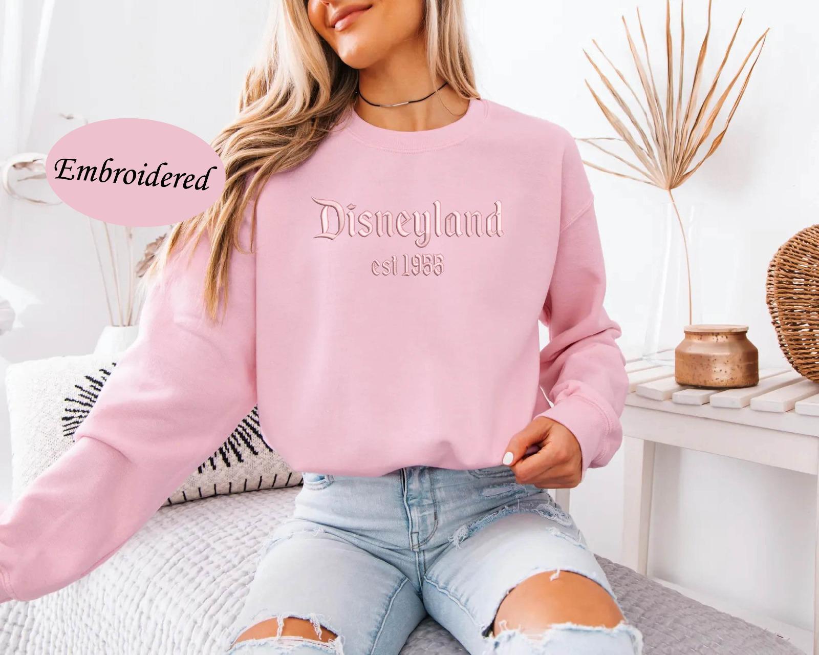 Embroidered Disneyland Est 1955 Sweatshirt With Mickey And Friends – Cute Embroidery Crewneck Sweat For A Disneyland Trip - photo 10