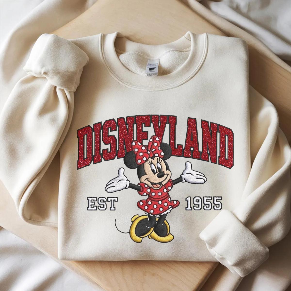 Minnie Disneyland Embroidered Glitter Sweatshirt – Cute Disney Inspired Crewneck And Magical Gift For Her Or A Disney Lover - photo 5