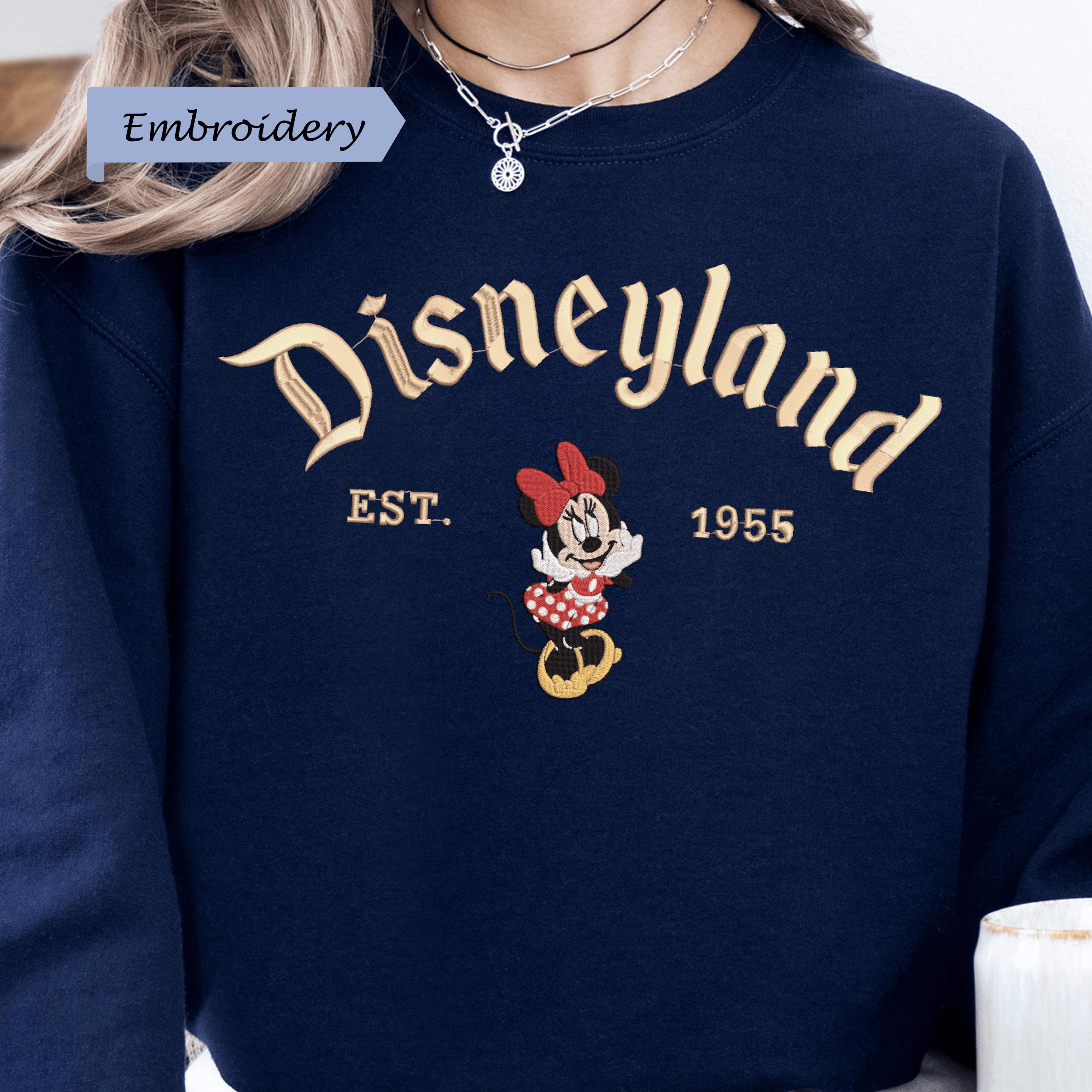 Disneyland Est 1955 Embroidered Minnie Mouse Sweatshirt – Vintage Gildan Black Crewneck Pullover And Cozy Disney Fan Gift - photo 2