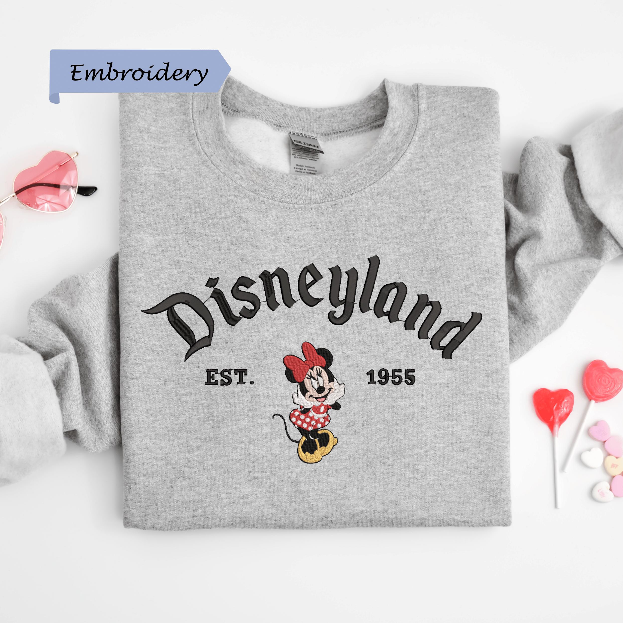 Disneyland Est 1955 Embroidered Minnie Mouse Sweatshirt – Vintage Gildan Black Crewneck Pullover And Cozy Disney Fan Gift - photo 4