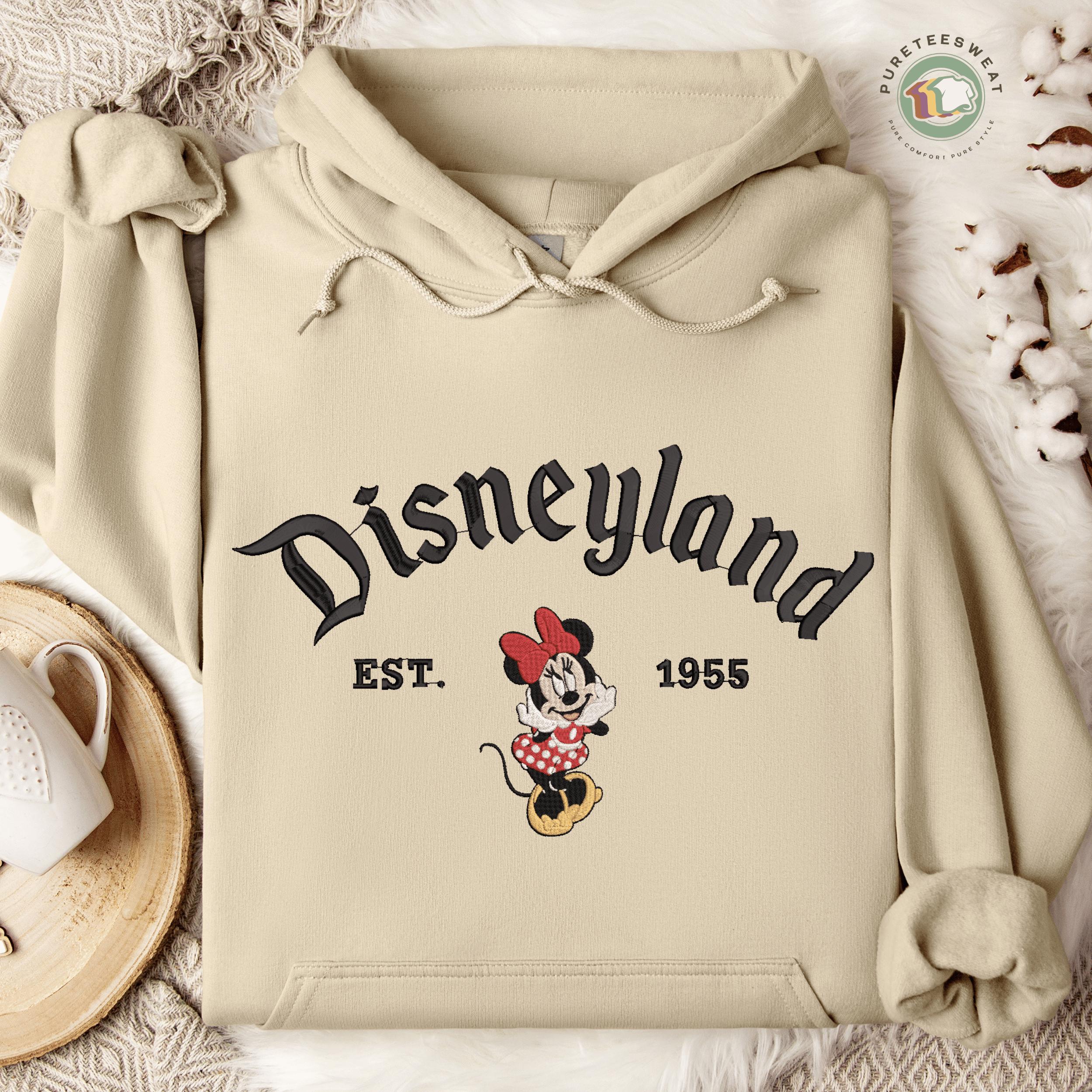 Disneyland Est 1955 Embroidered Minnie Mouse Sweatshirt – Vintage Gildan Black Crewneck Pullover And Cozy Disney Fan Gift - photo 5