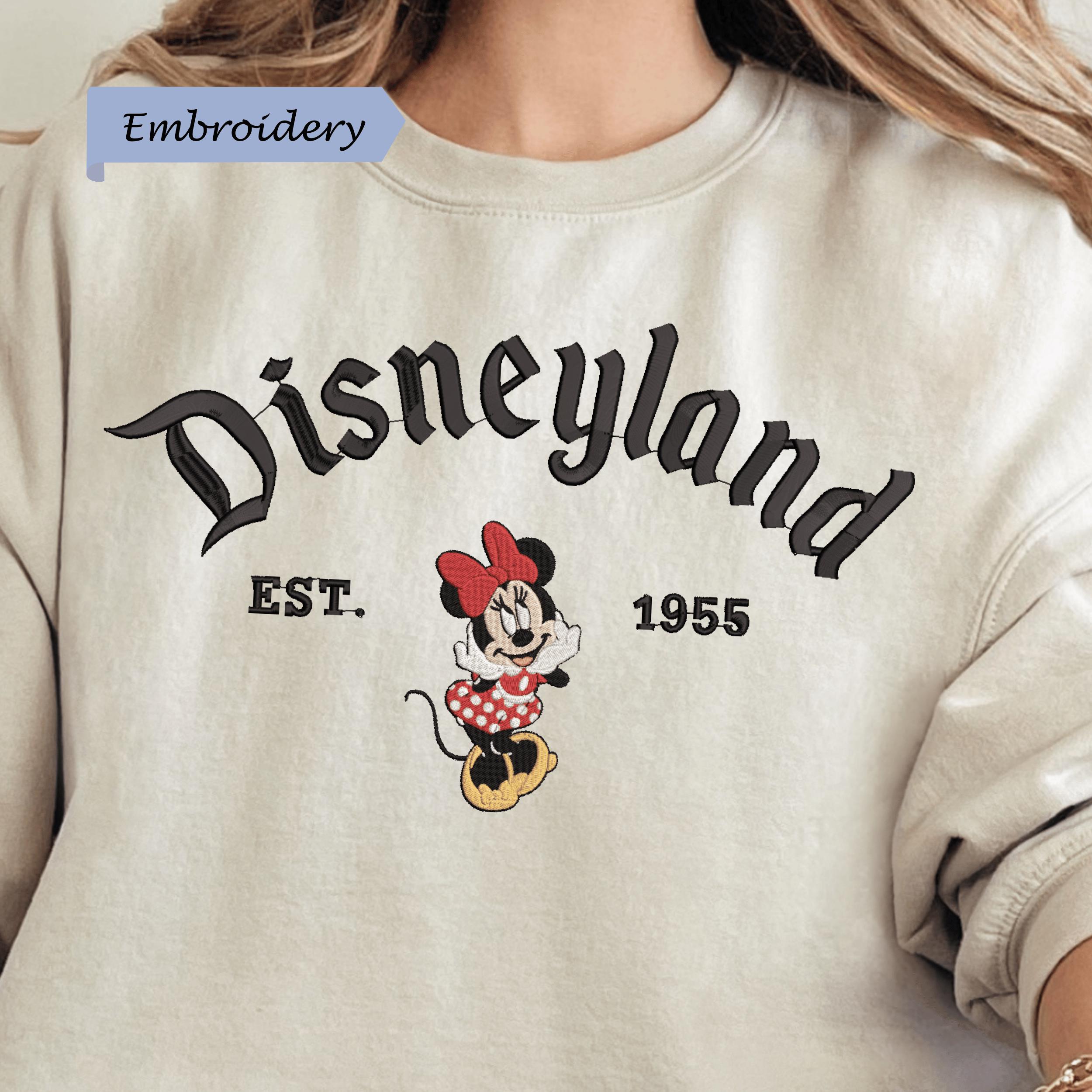Disneyland Est 1955 Embroidered Minnie Mouse Sweatshirt – Vintage Gildan Black Crewneck Pullover And Cozy Disney Fan Gift - photo 9