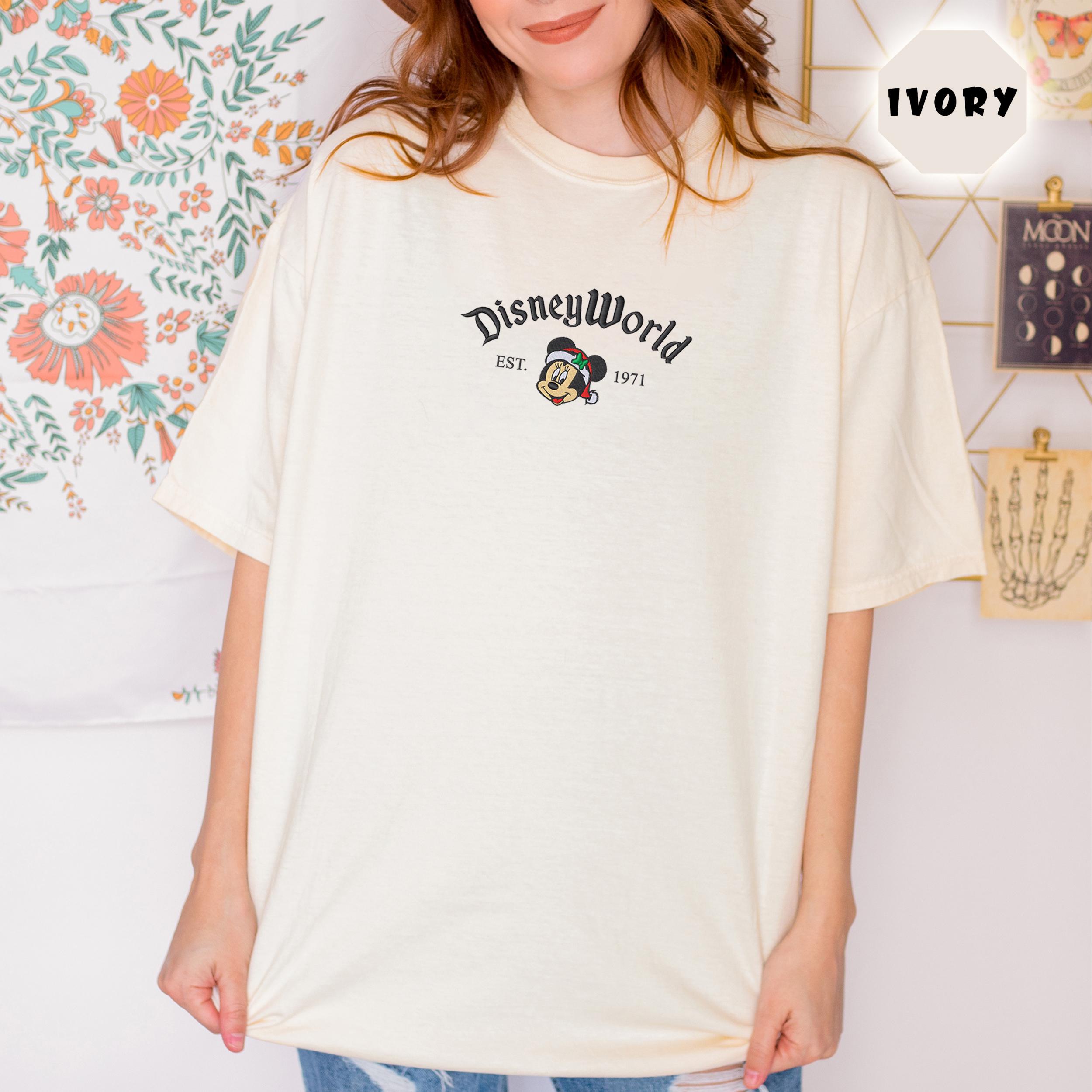 Embroidered Christmas Minnie Disneyworld EST 1971 Shirt – Disney Family Christmas Tee for Holiday Park Trips - photo 4
