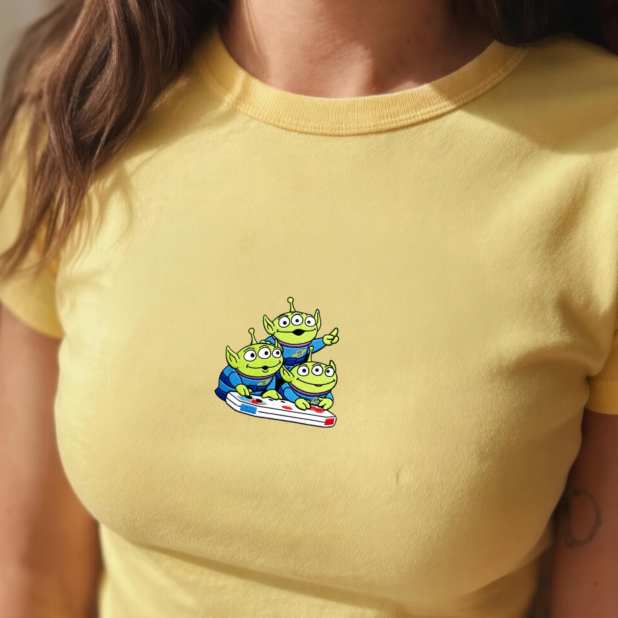 Embroidered Toy Story Alien Tank Top with Pizza Planet Little Green Men Ribbed Crop Tank for Cute Disney Inspired Y2K Baby Tee for Women - photo 2