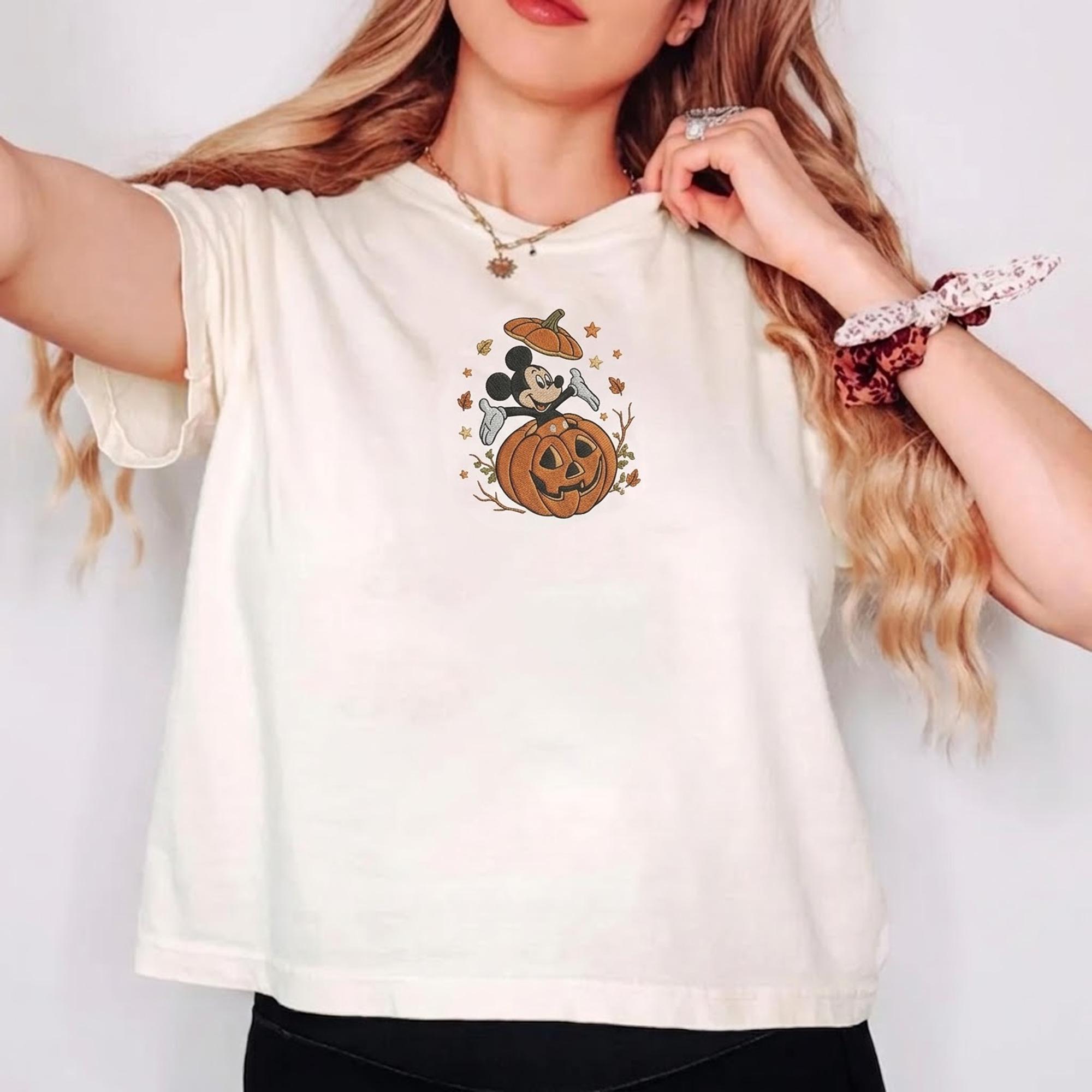 Embroidered Mickey and Friends Autumn Pumpkin Crop Boxy Tee With Fall Vibes for Disney Halloween Trip Shirt - photo 3