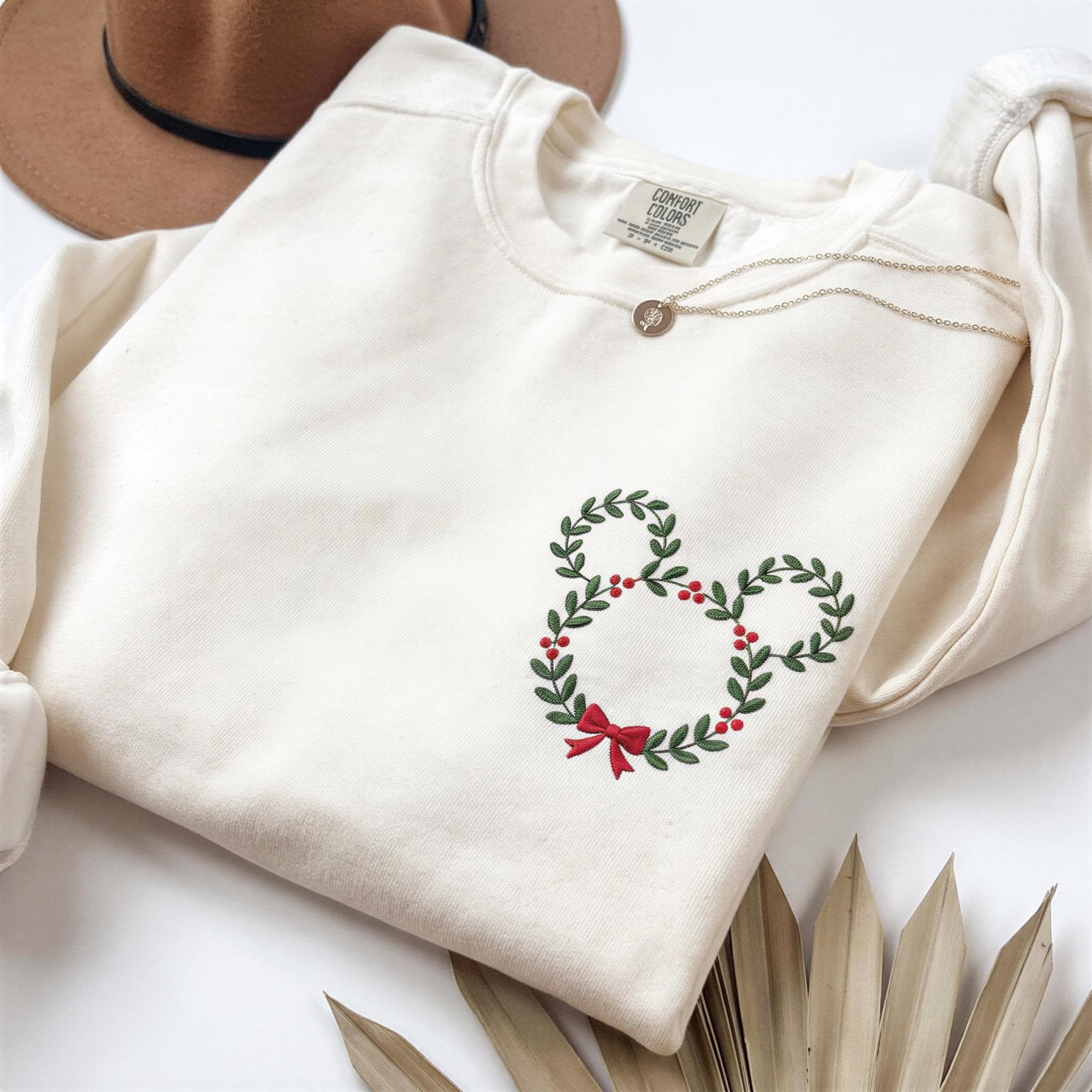 Embroidered Disney Christmas Wreath Sweatshirt with Minimalist Mickey Head – Festive Holiday Xmas Crewneck Sweater - photo 14