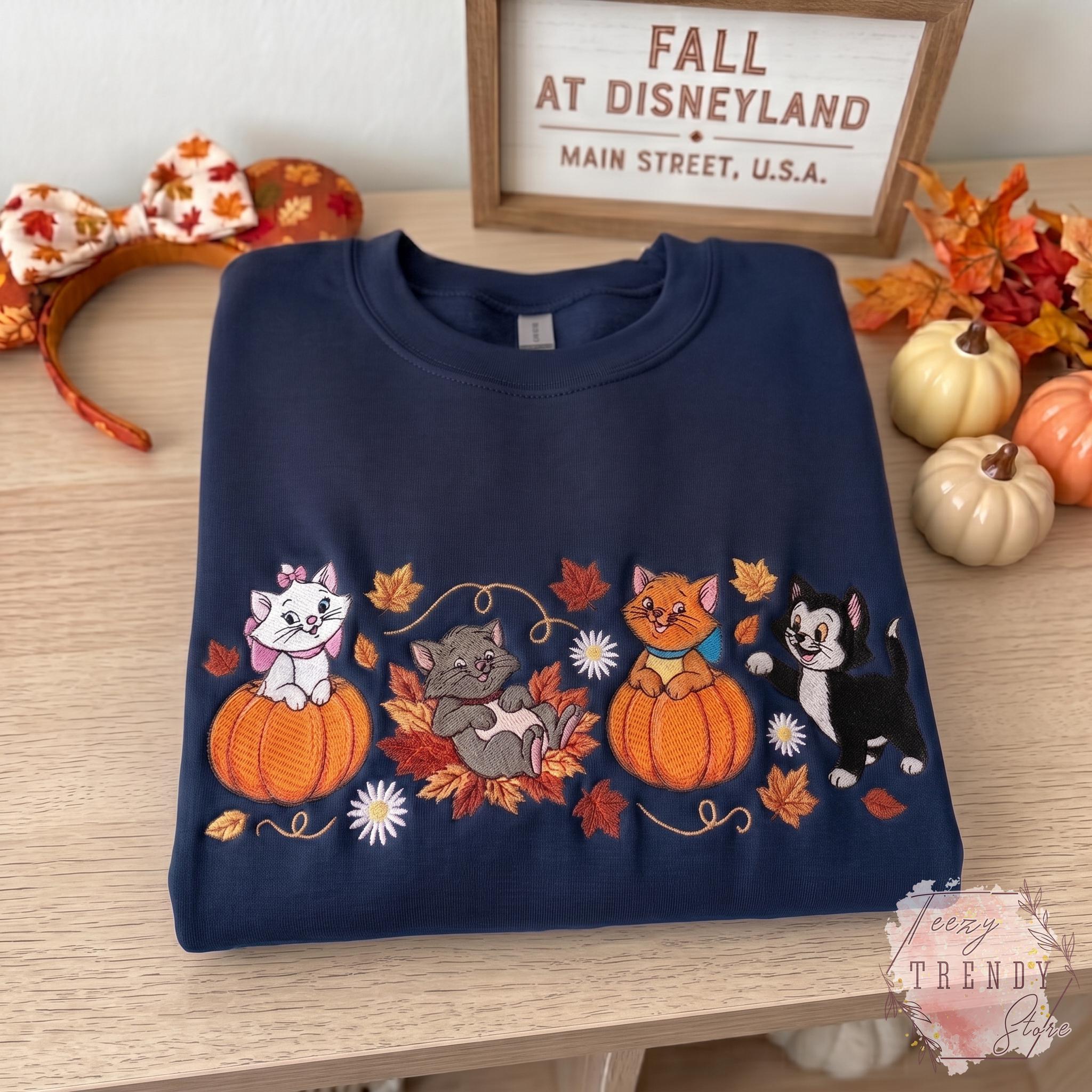 Embroidered Disney Cats Fall Sweatshirt with Marie Berlioz Toulouse and Figaro – Autumn Pumpkin Spooky Halloween T-Shirt Outfit - photo 5