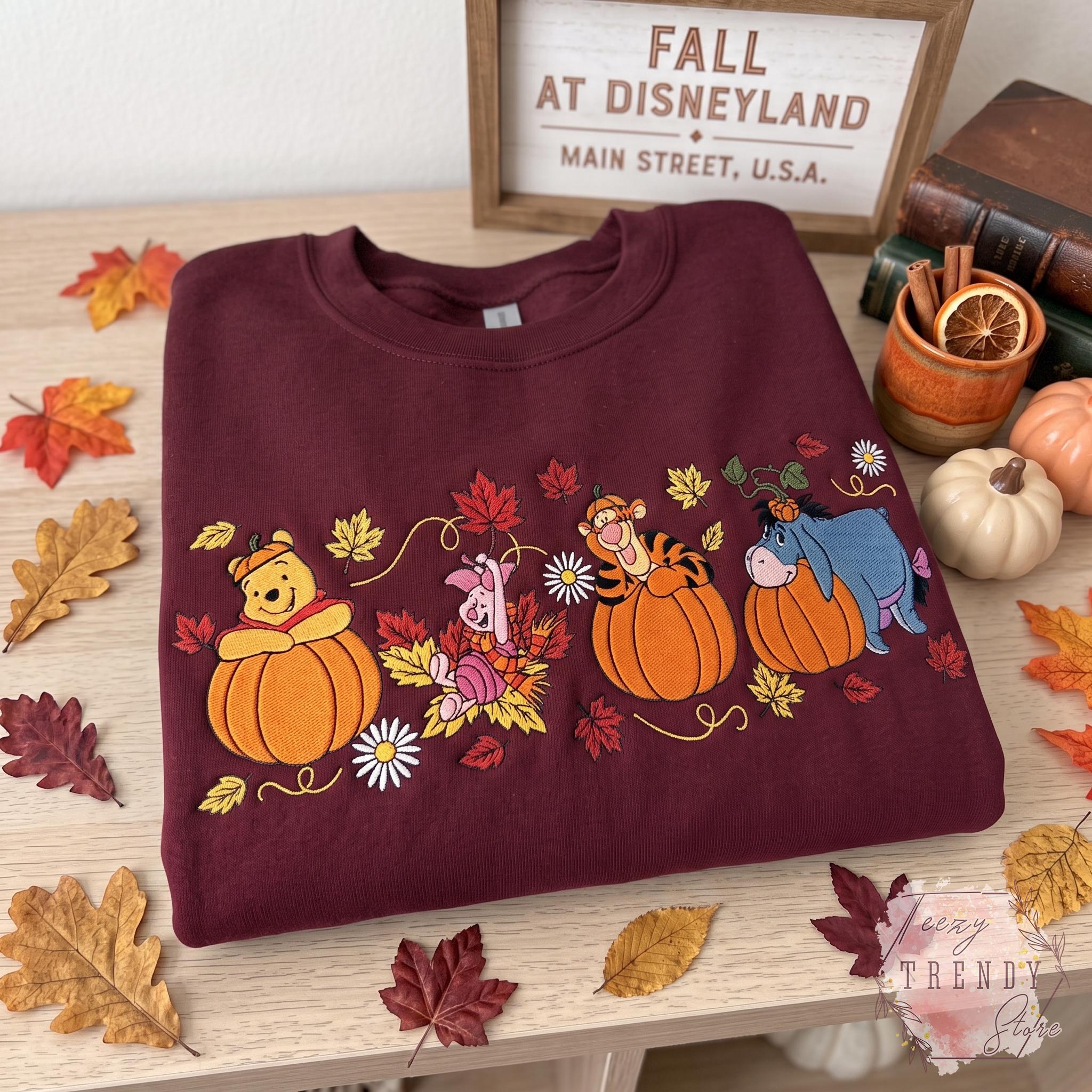 Embroidered Winnie the Pooh Halloween Sweatshirt with Pooh Piglet Tigger Eeyore – Cozy Autumn Spooky Pumpkin Fall T-Shirt Crewneck - photo 3