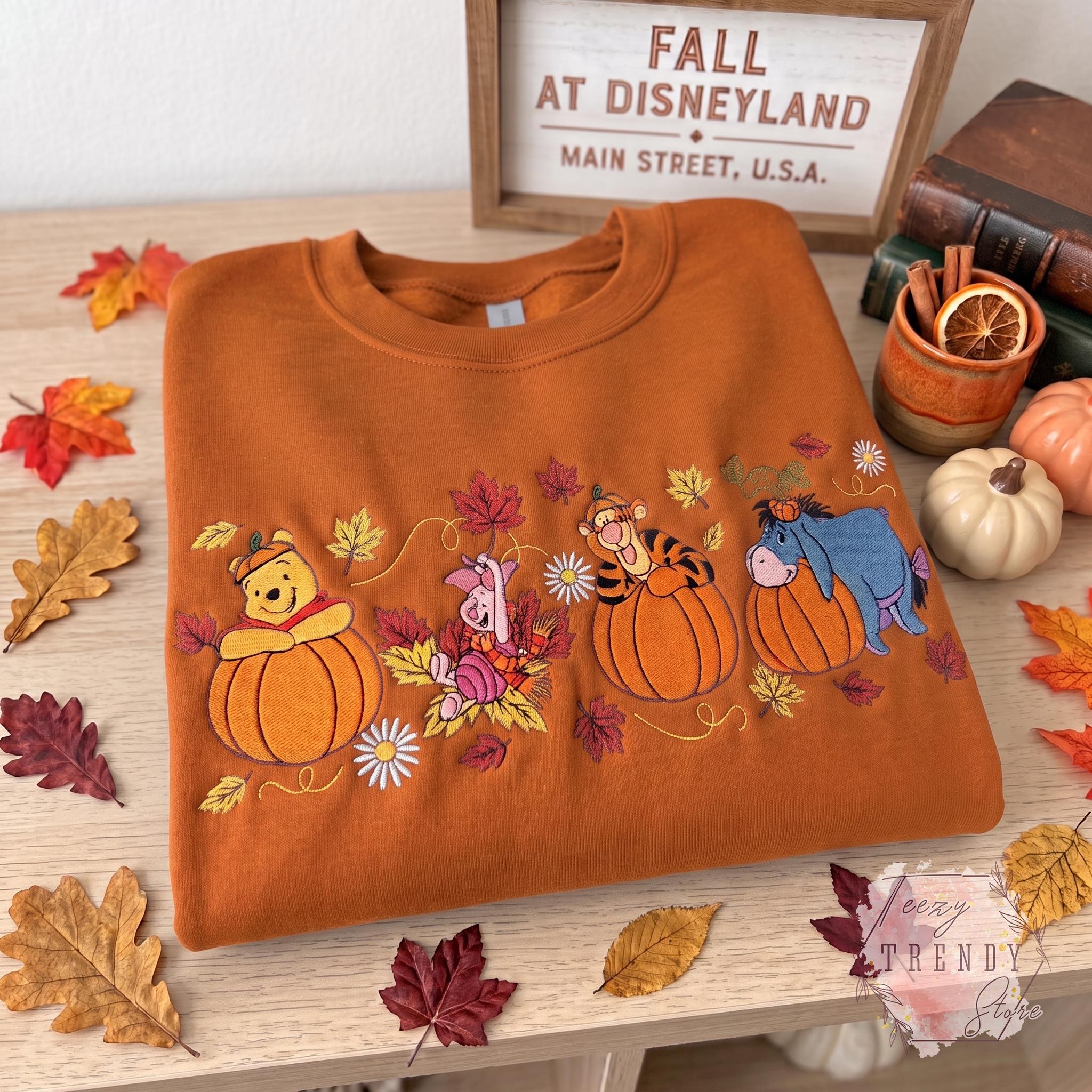 Embroidered Winnie the Pooh Halloween Sweatshirt with Pooh Piglet Tigger Eeyore – Cozy Autumn Spooky Pumpkin Fall T-Shirt Crewneck - photo 5
