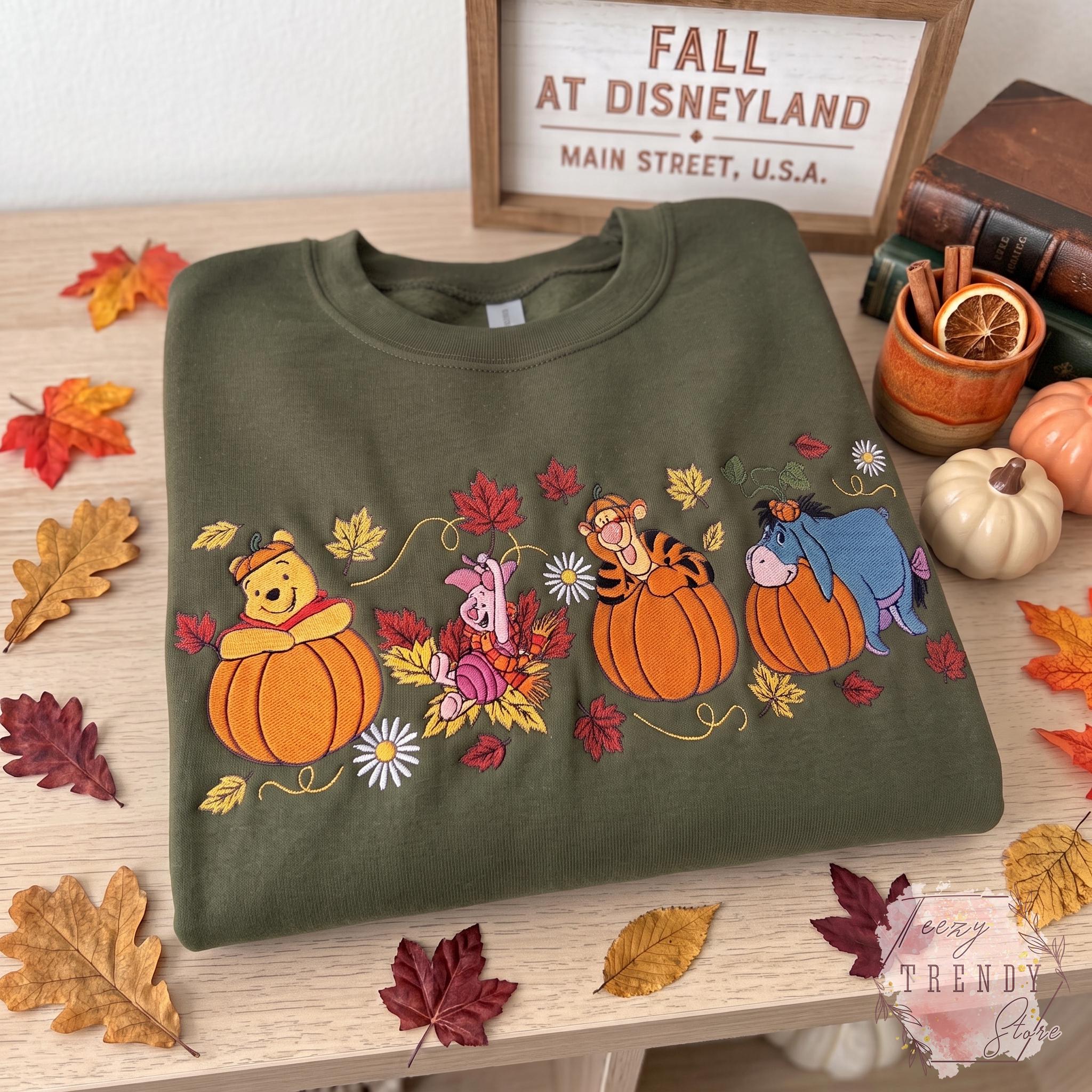 Embroidered Winnie the Pooh Halloween Sweatshirt with Pooh Piglet Tigger Eeyore – Cozy Autumn Spooky Pumpkin Fall T-Shirt Crewneck - photo 6