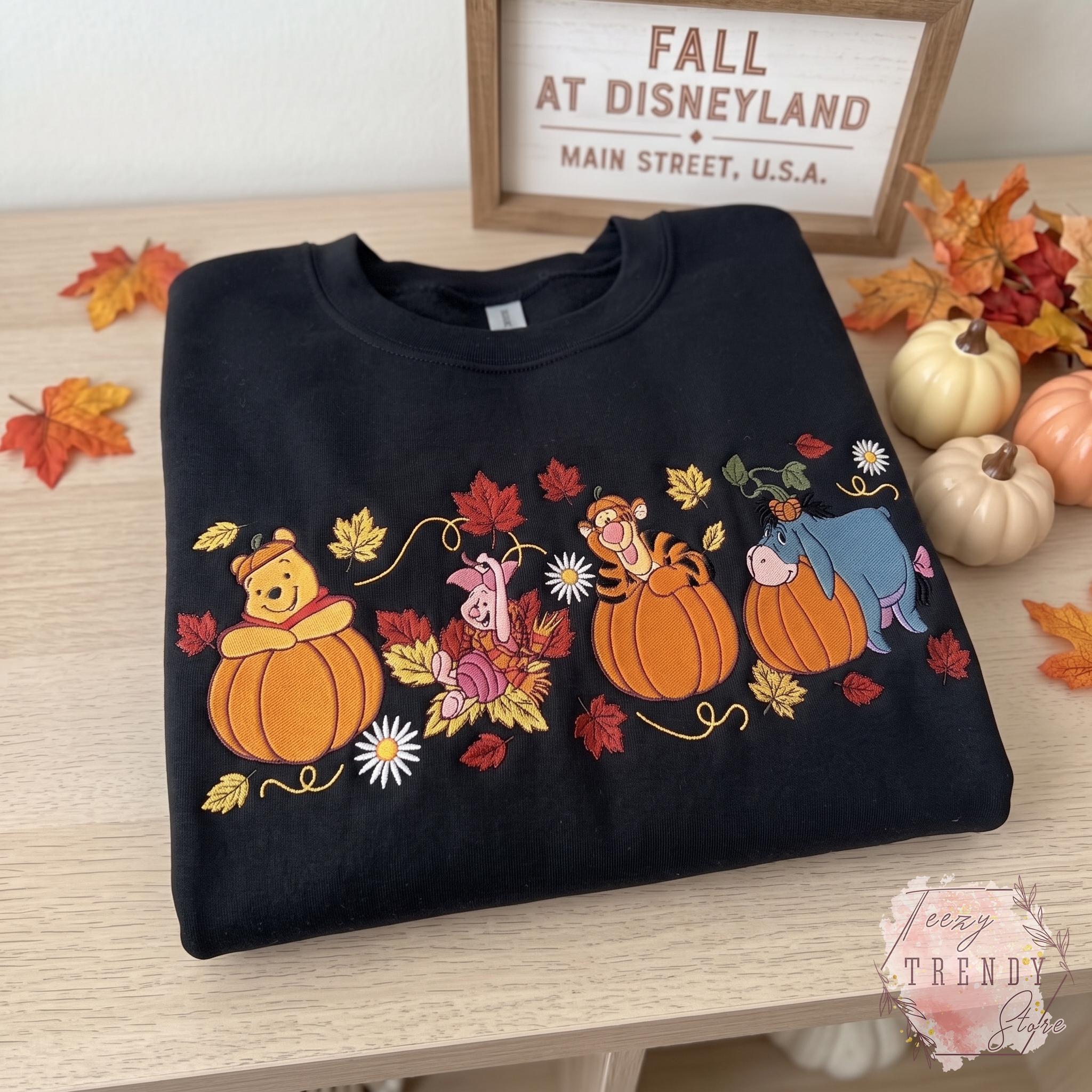 Embroidered Winnie the Pooh Halloween Sweatshirt with Pooh Piglet Tigger Eeyore – Cozy Autumn Spooky Pumpkin Fall T-Shirt Crewneck - photo 10