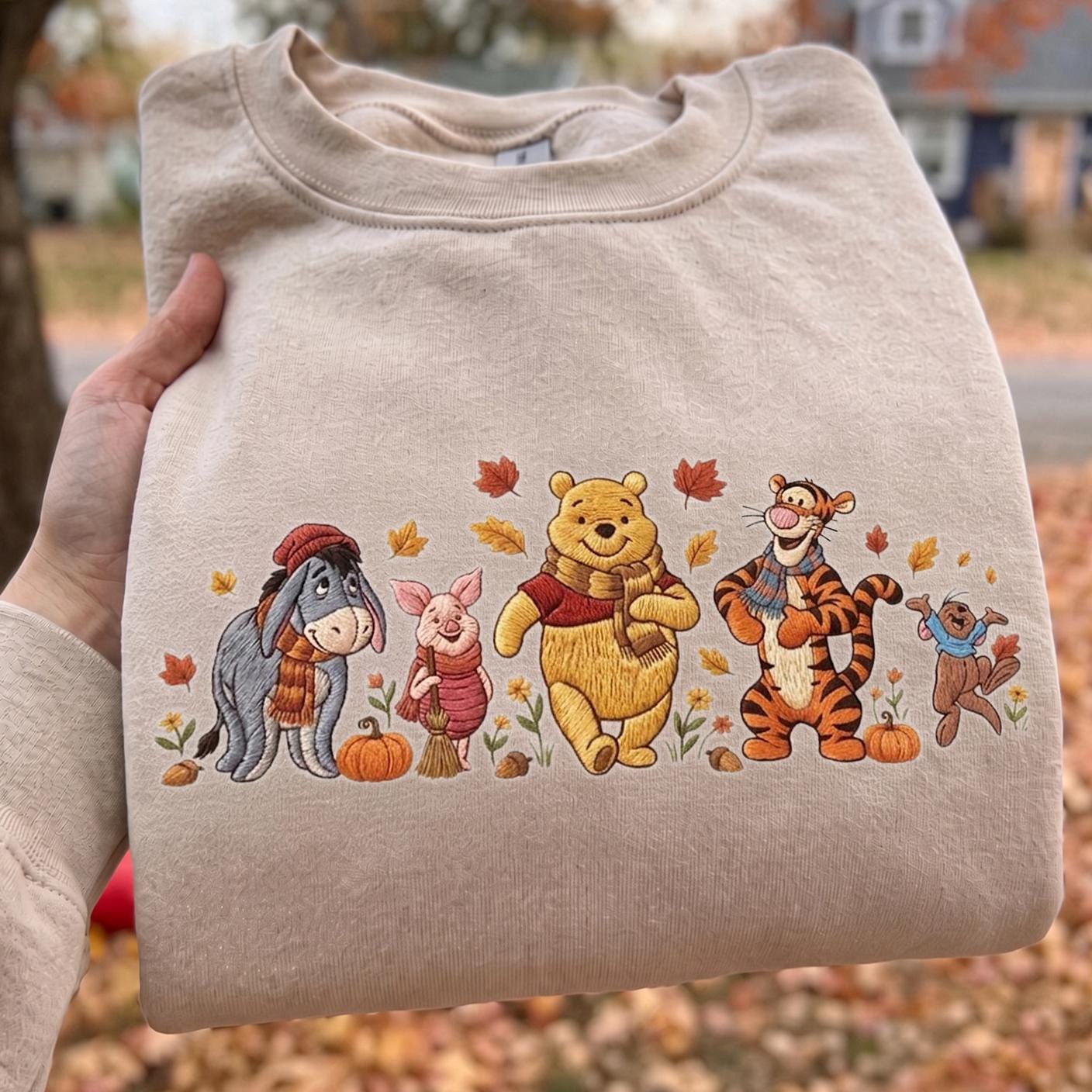 Embroidered Winnie the Pooh Halloween Pumpkin Crewneck Sweatshirt with Piglet Tigger and Eeyore – Cozy Spooky Autumn Fall T-Shirt - photo 10