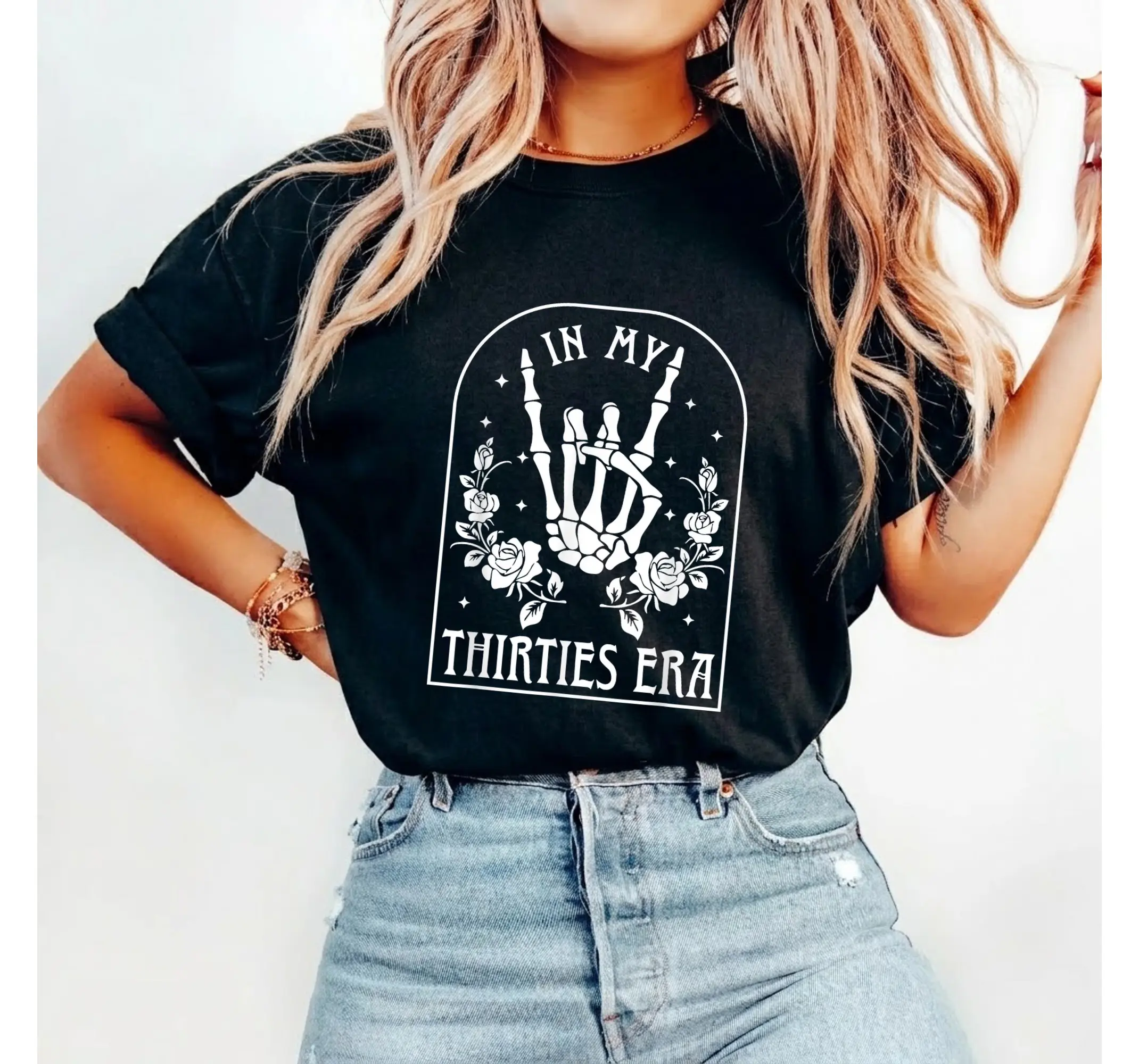 30th Birthday Shirt, Thirties Era Skeleton Hand Dirty Thirty Graphic Tee - photo 2