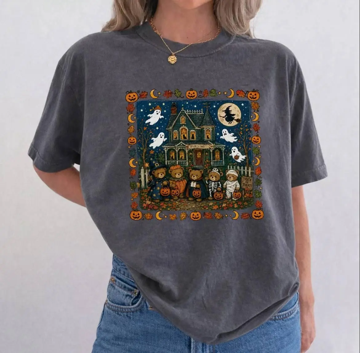 Comfort Colors 90s Bears Halloween Shirt, Trick or Treat Pumpkin Lover Graphic Tee Gift - photo 5