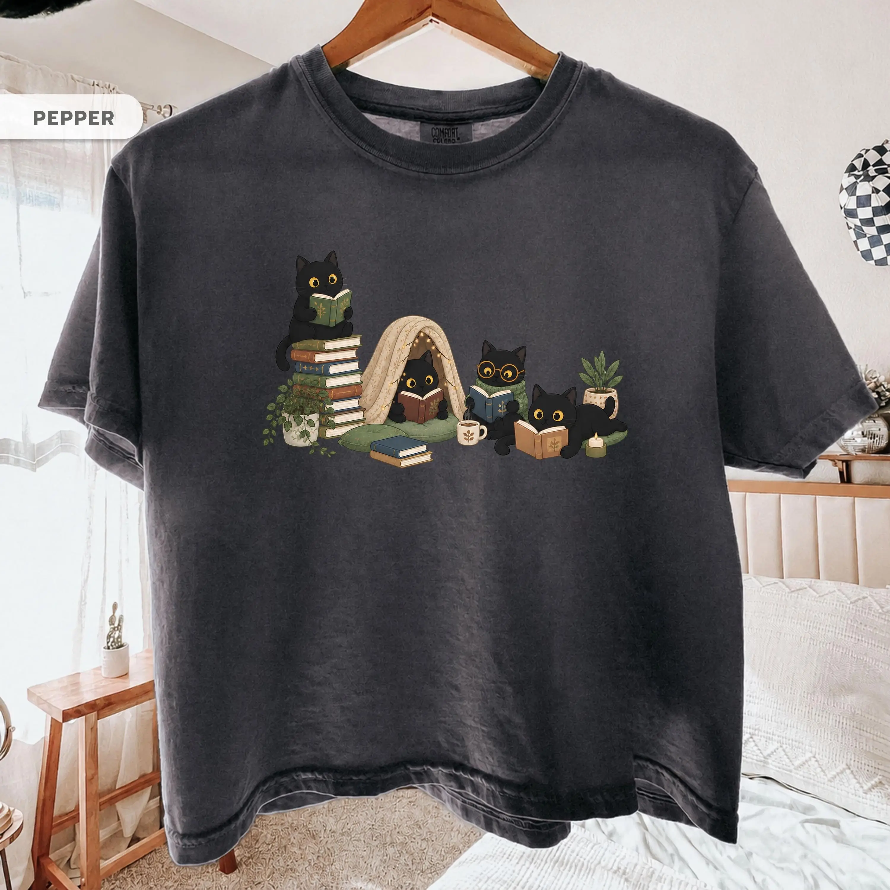 Black Cat Reading Boxy Shirt, Bookish Cat Mom Crop Tee, Cozy Reader Librarian Teacher Gift For Her - photo 3