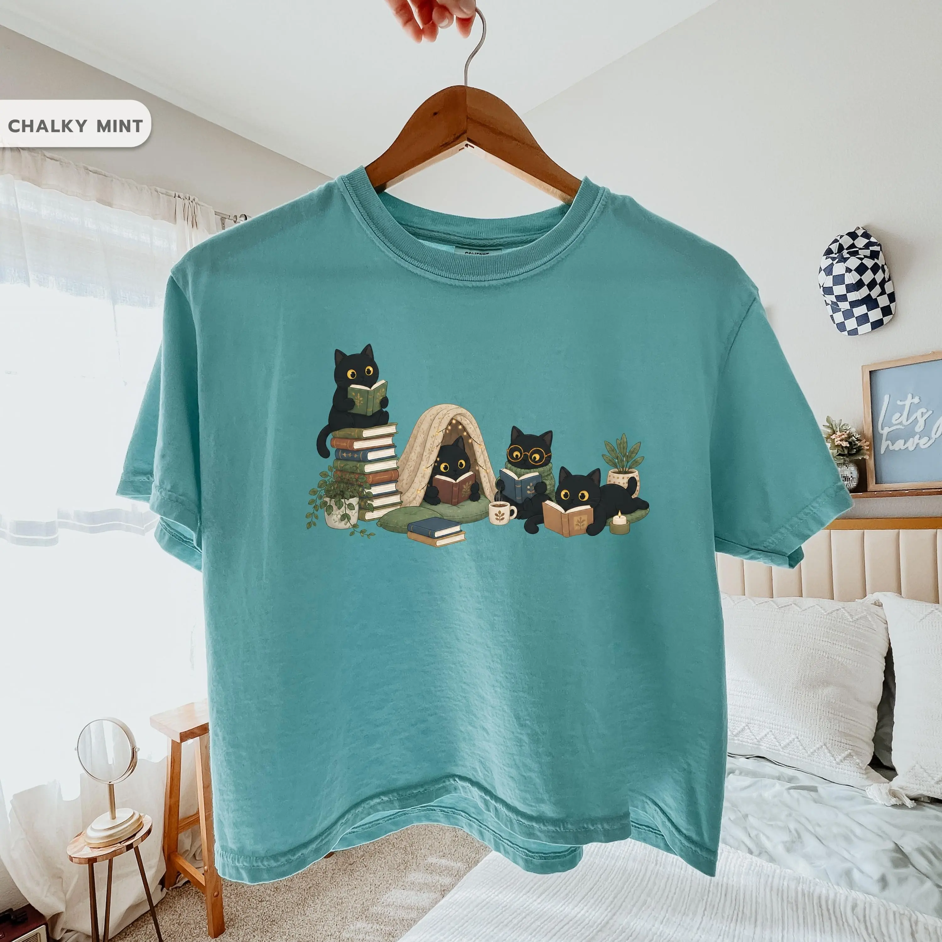 Black Cat Reading Boxy Shirt, Bookish Cat Mom Crop Tee, Cozy Reader Librarian Teacher Gift For Her - photo 5