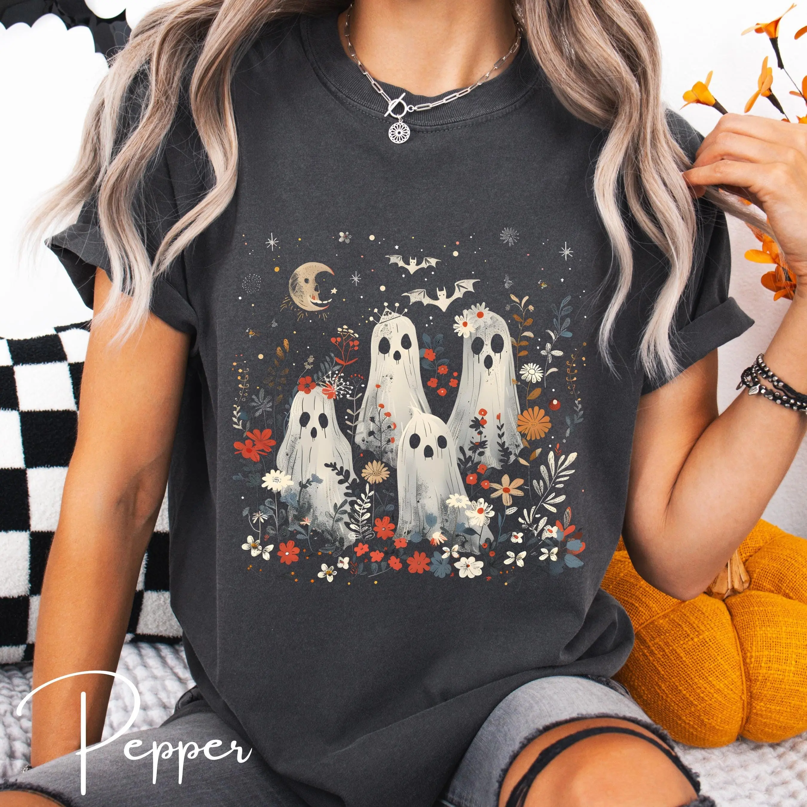 Comfort Colors Boho Floral Ghost Halloween T-Shirt, Cute Witchy Autumn Fall Aesthetic Spooky Season Tee - photo 2