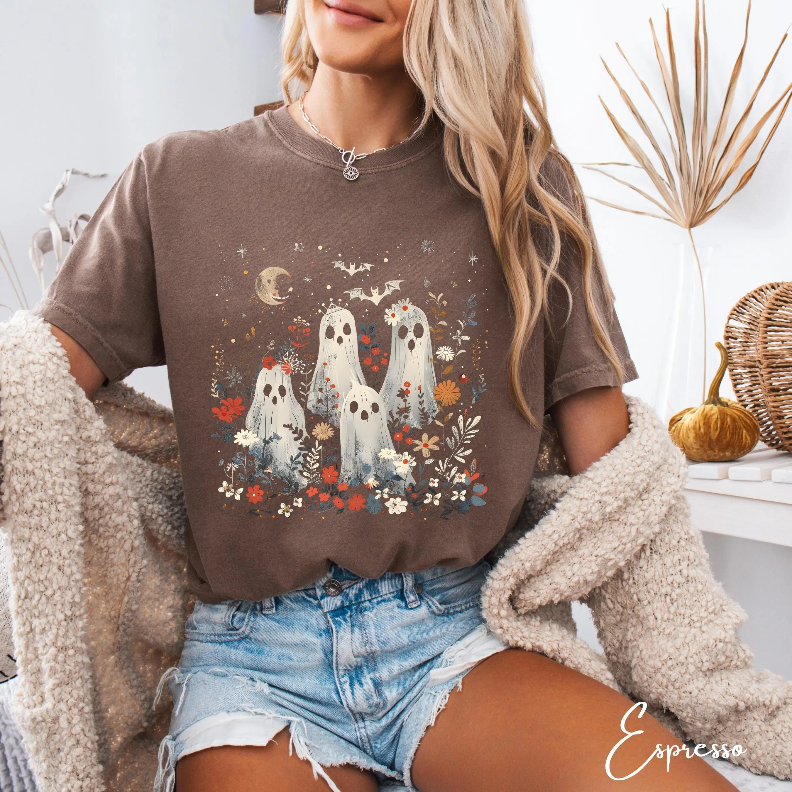 Comfort Colors Boho Floral Ghost Halloween T-Shirt, Cute Witchy Autumn Fall Aesthetic Spooky Season Tee - photo 5