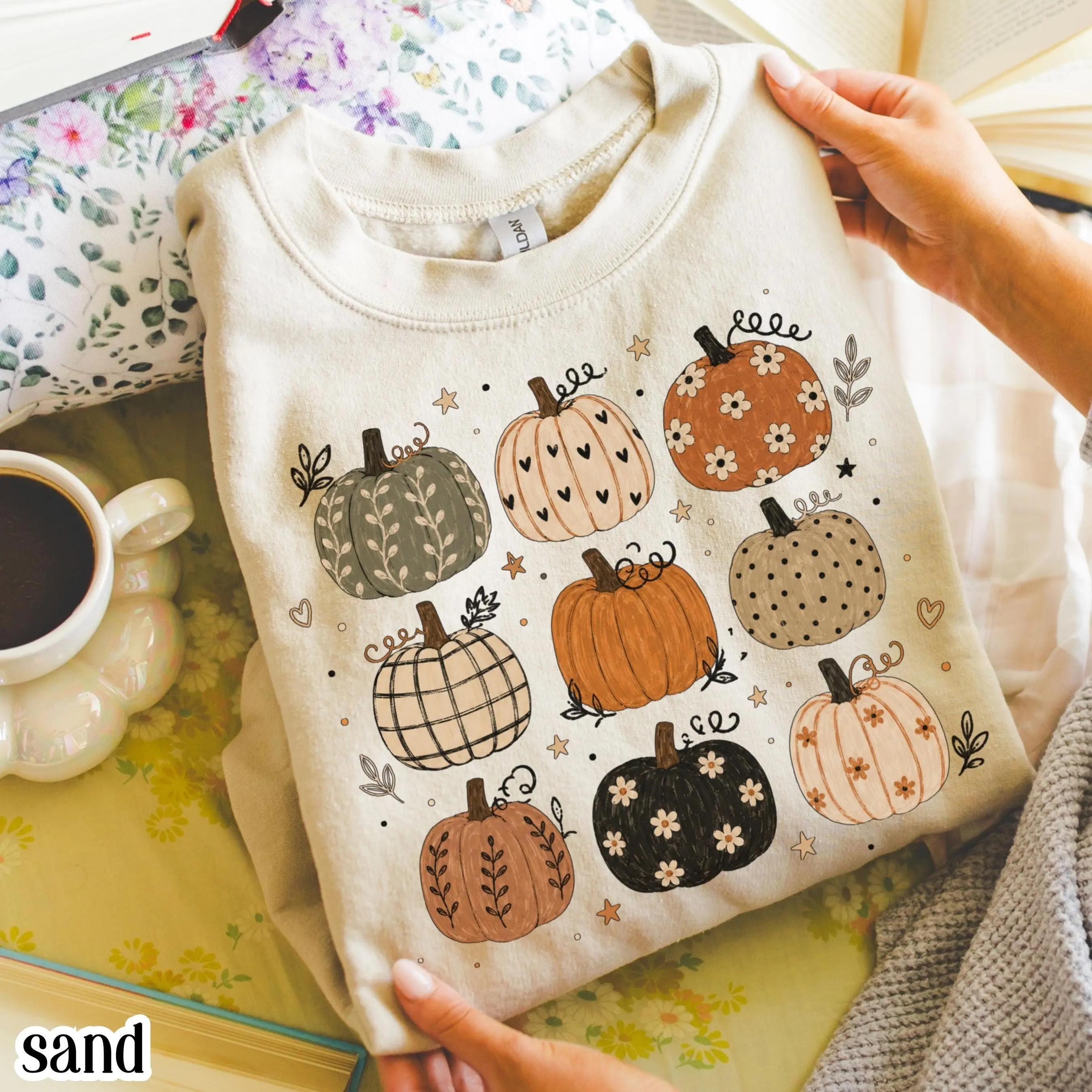Boho Pumpkin Pattern Sweatshirt, Cute Fall Autumn Aesthetic Cottagecore Harvest Season Thanksgiving Crewneck