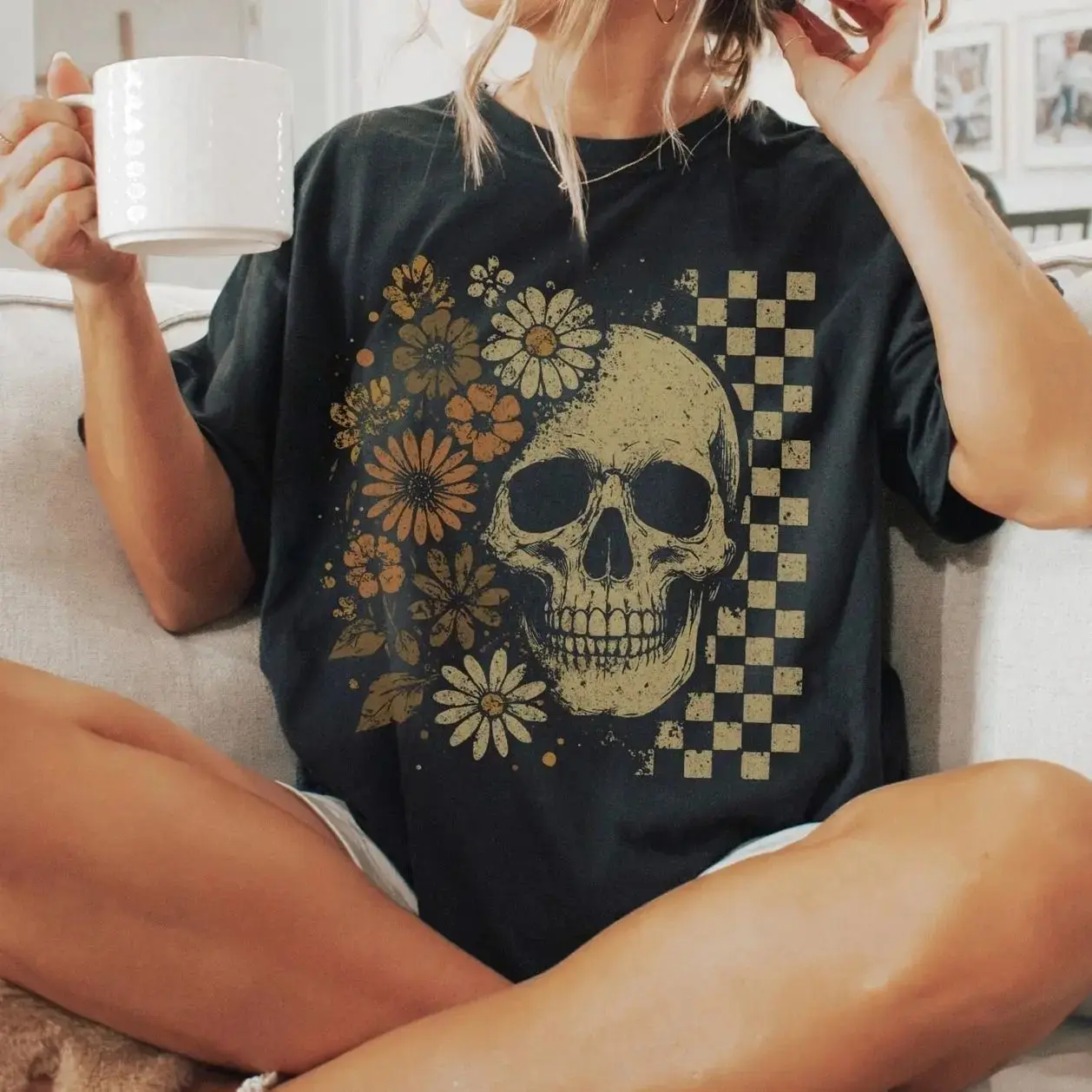 Boho Skull Graphic Tee for Women, Vintage Grunge Retro Summerween Cute Spooky Halloween Shirt