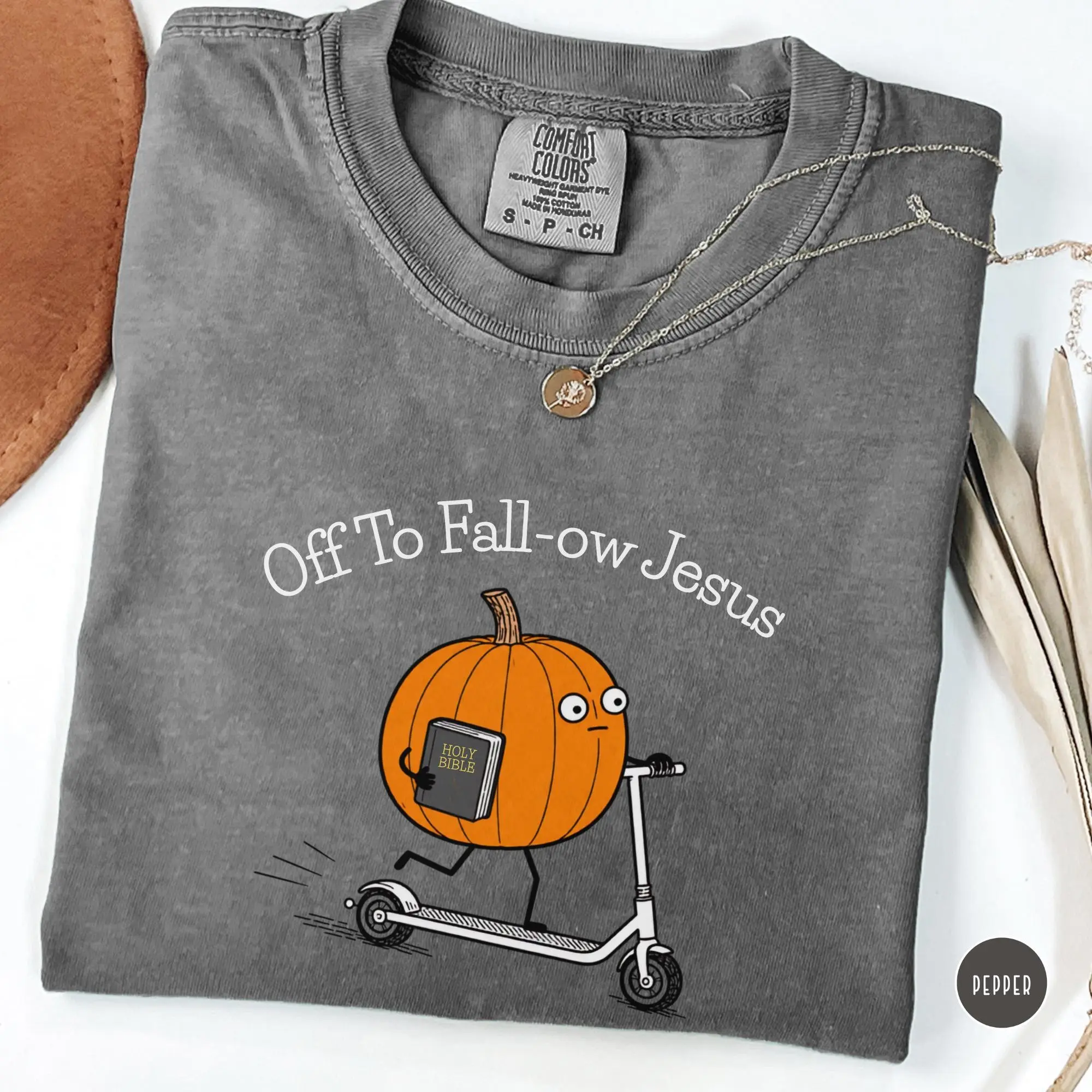 Christian Fall Pumpkin Shirt, Funny Falloween Jesus Graphic Tee, Faith Based Religious Gift for Bible Lovers - photo 5
