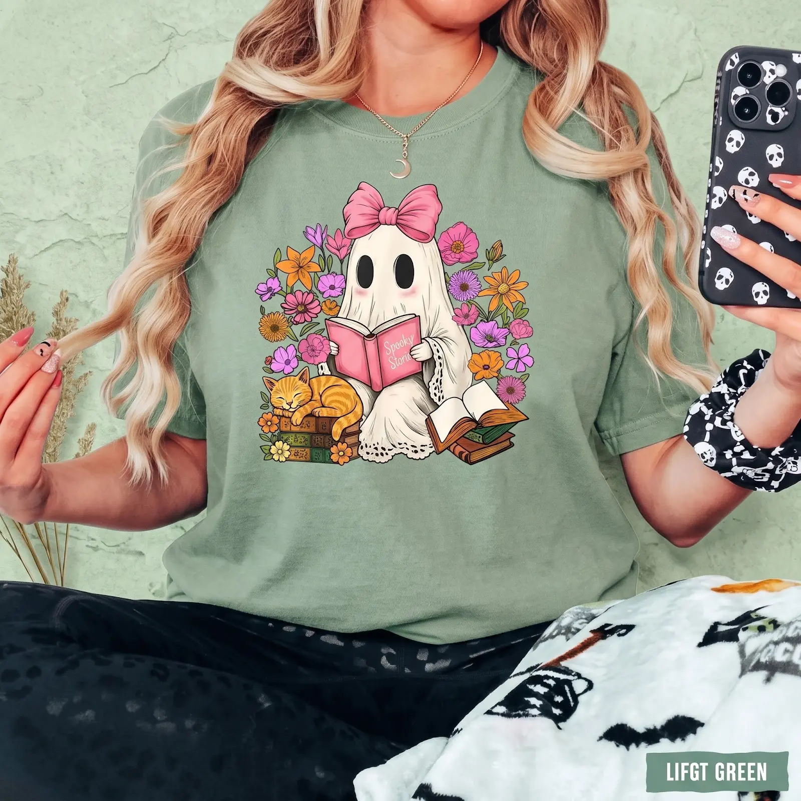 Comfort Color Floral Coquette Ghost Reading Book Spooky Halloween Teacher T-Shirt - photo 5