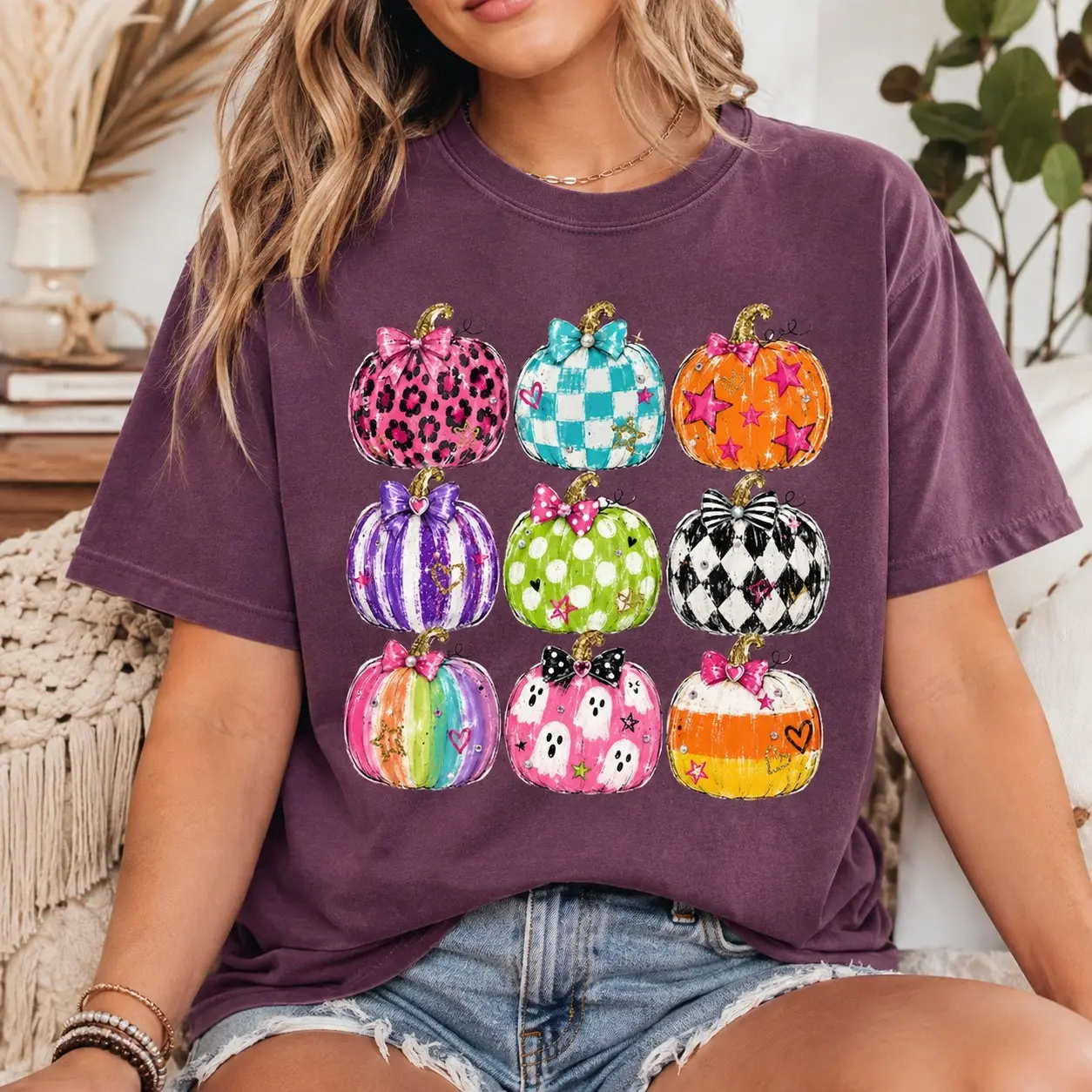 Comfort Colors Colorful Bow Pumpkin Grid Shirt, Cute Coquette October Halloween Party Sister Gift - photo 2