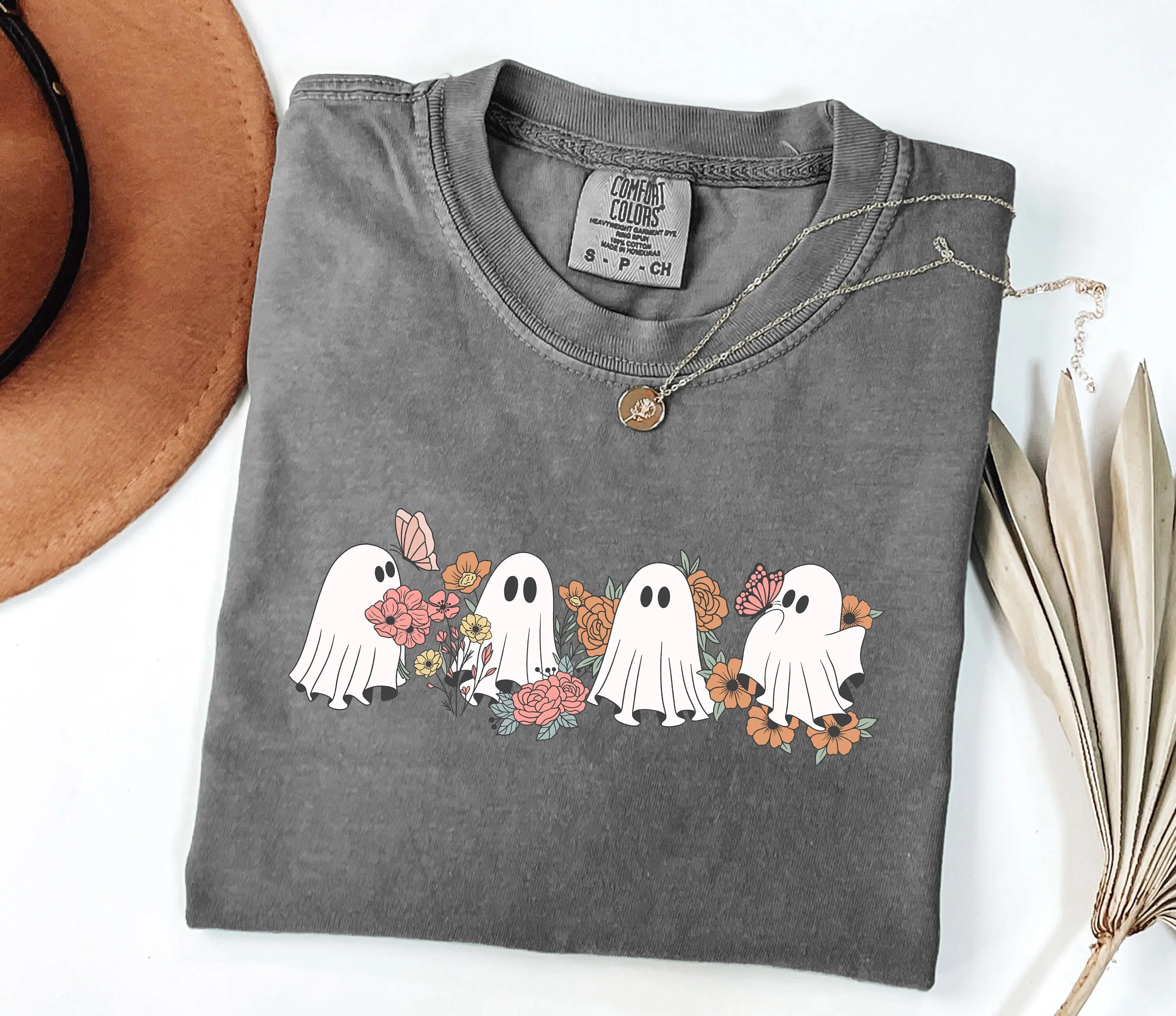 Comfort Colors Cute Ghost Sweatshirt, Floral Halloween Graphic Crewneck, Spooky Season Fall Gift for Women - photo 3