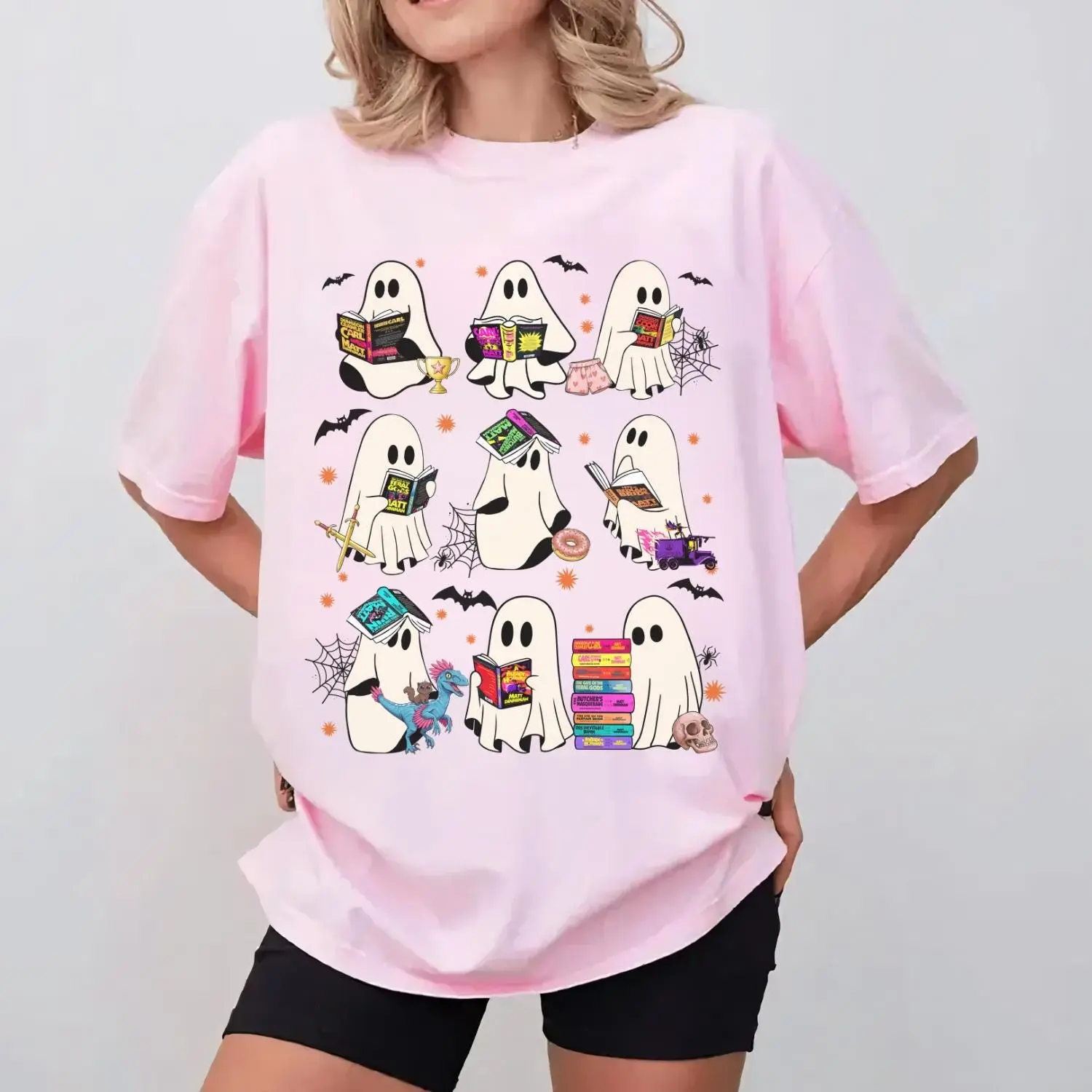 Comfort Colors Dungeon Crawler Carl Ghost Reading Sweatshirt, Funny Bookish Halloween DCC Fan Gift - photo 3