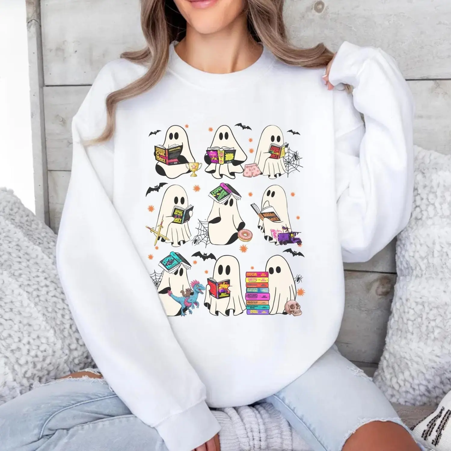 Comfort Colors Dungeon Crawler Carl Ghost Reading Sweatshirt, Funny Bookish Halloween DCC Fan Gift - photo 4