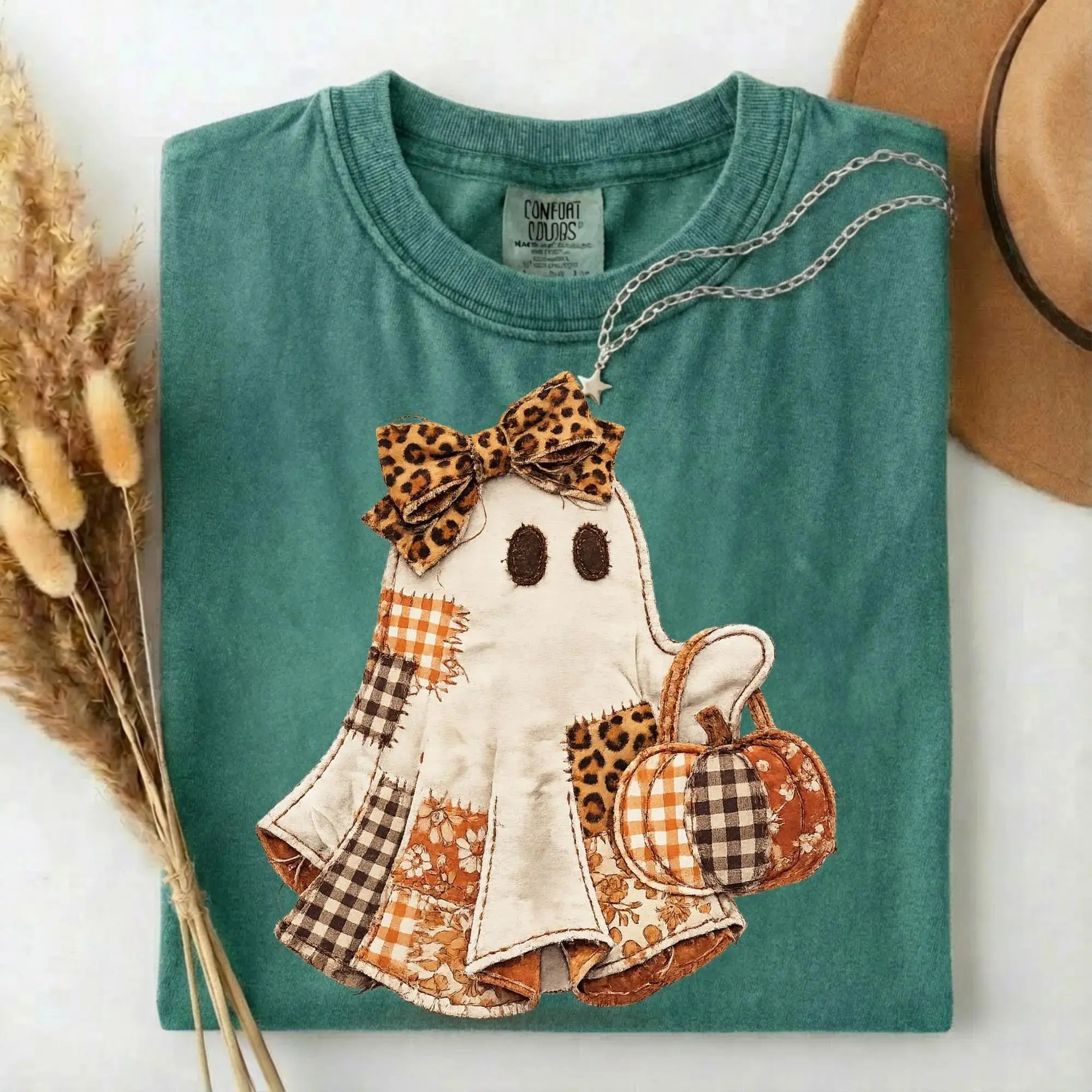 Comfort Colors Faux Patchwork Ghost Shirt, Coquette Cute Fall Pumpkin Trendy Spooky Season Tee for Women - photo 4