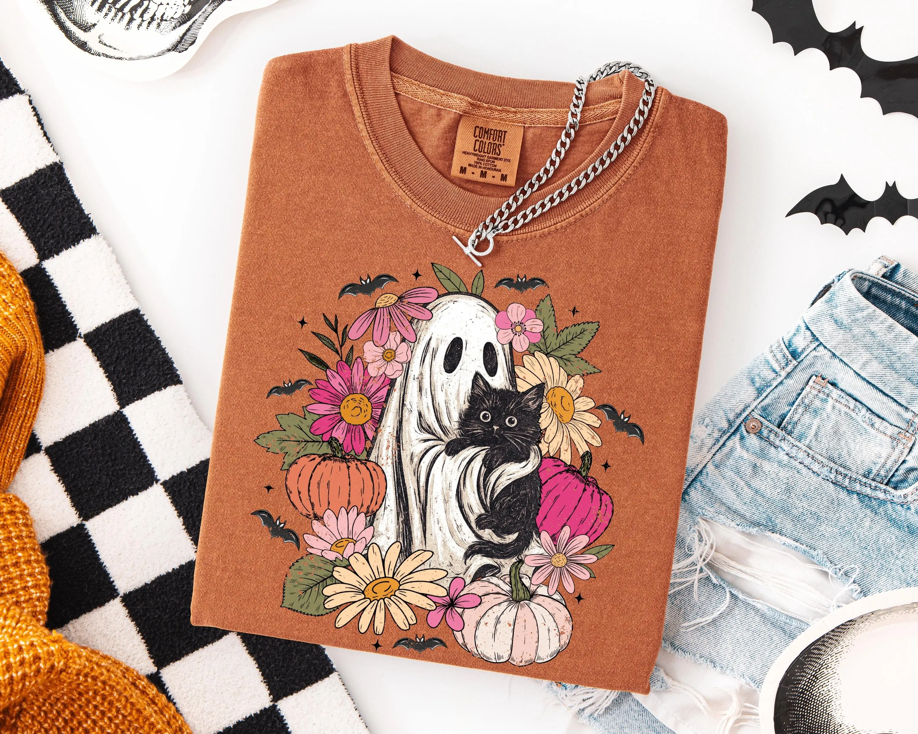 Comfort Colors Floral Ghost Cat Shirt, Cute Black Kitten Halloween Top, Boho Fall Pumpkin Spooky Tee