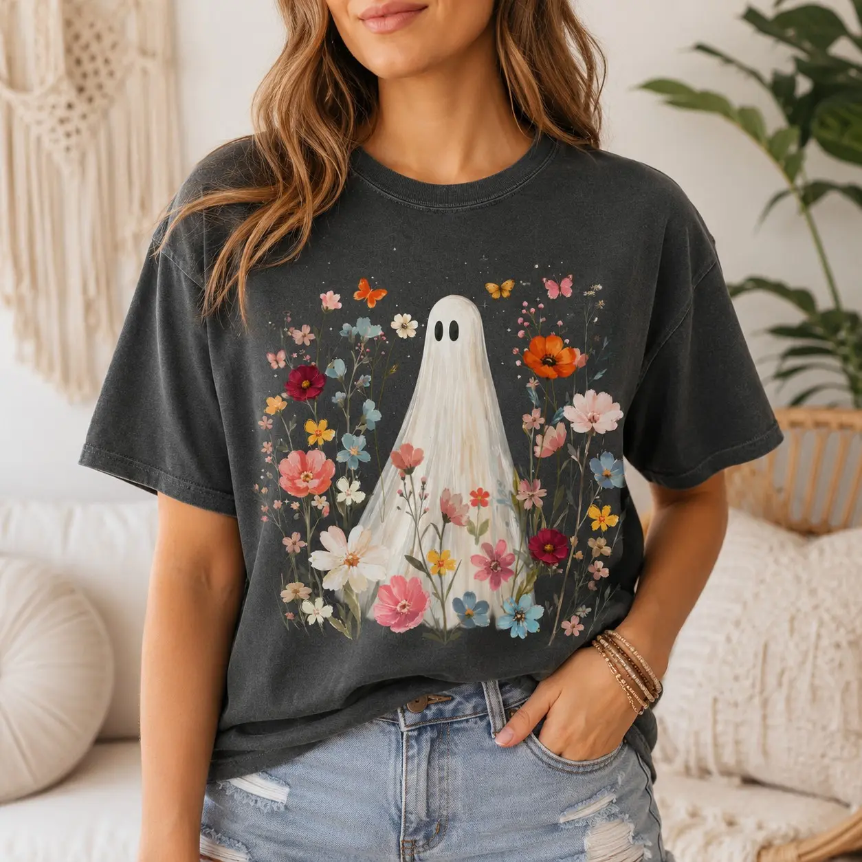 Comfort Colors Floral Wildflower Ghost Shirt, Aesthetic Pastel Goth Halloween Autumn Tee for Women