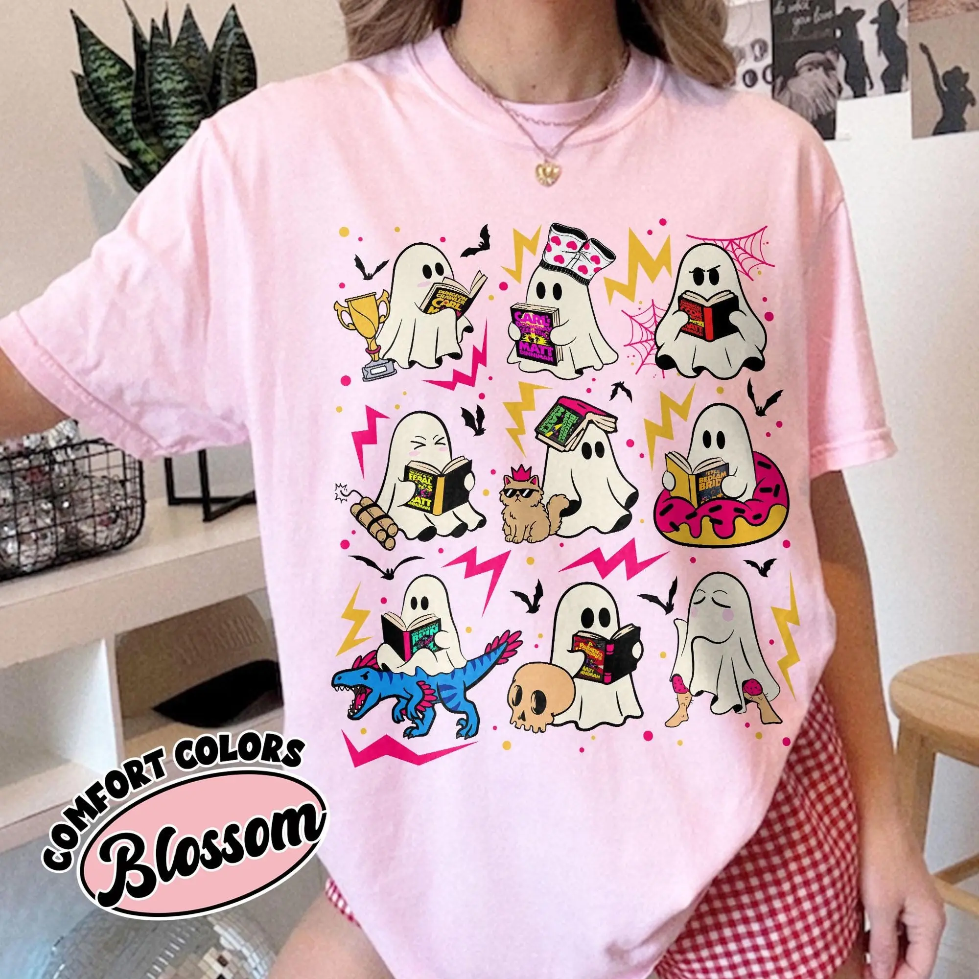 Comfort Colors Ghost Reading Dungeon Crawler Carl Shirt, Funny Spooky Princess Donut Tee, Cute Fall Bookish Top - photo 5