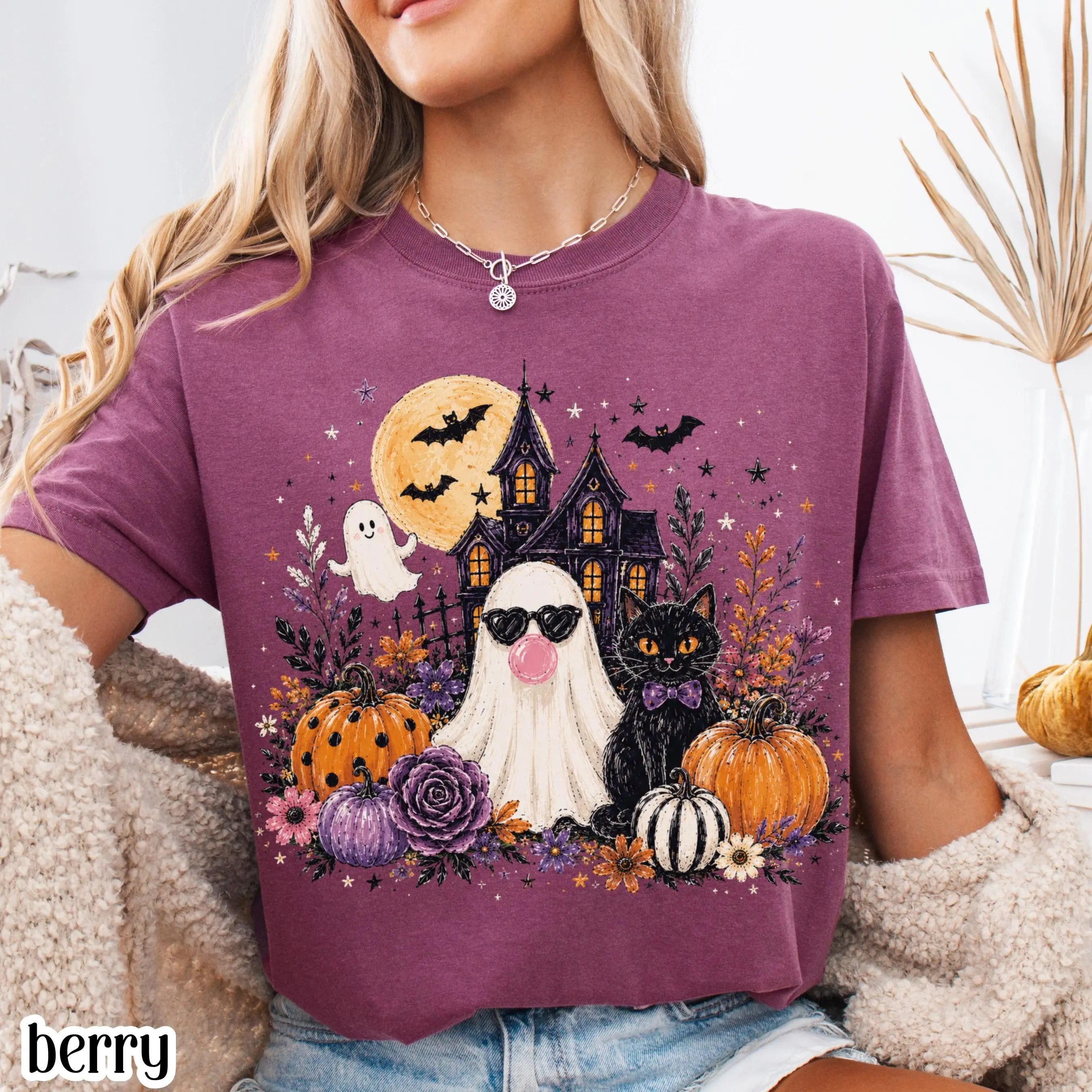 Comfort Colors Ghost Shirt, Floral Spooky Season Black Cat Halloween Fall Haunted House Boo Bubble Gum Tee - photo 5