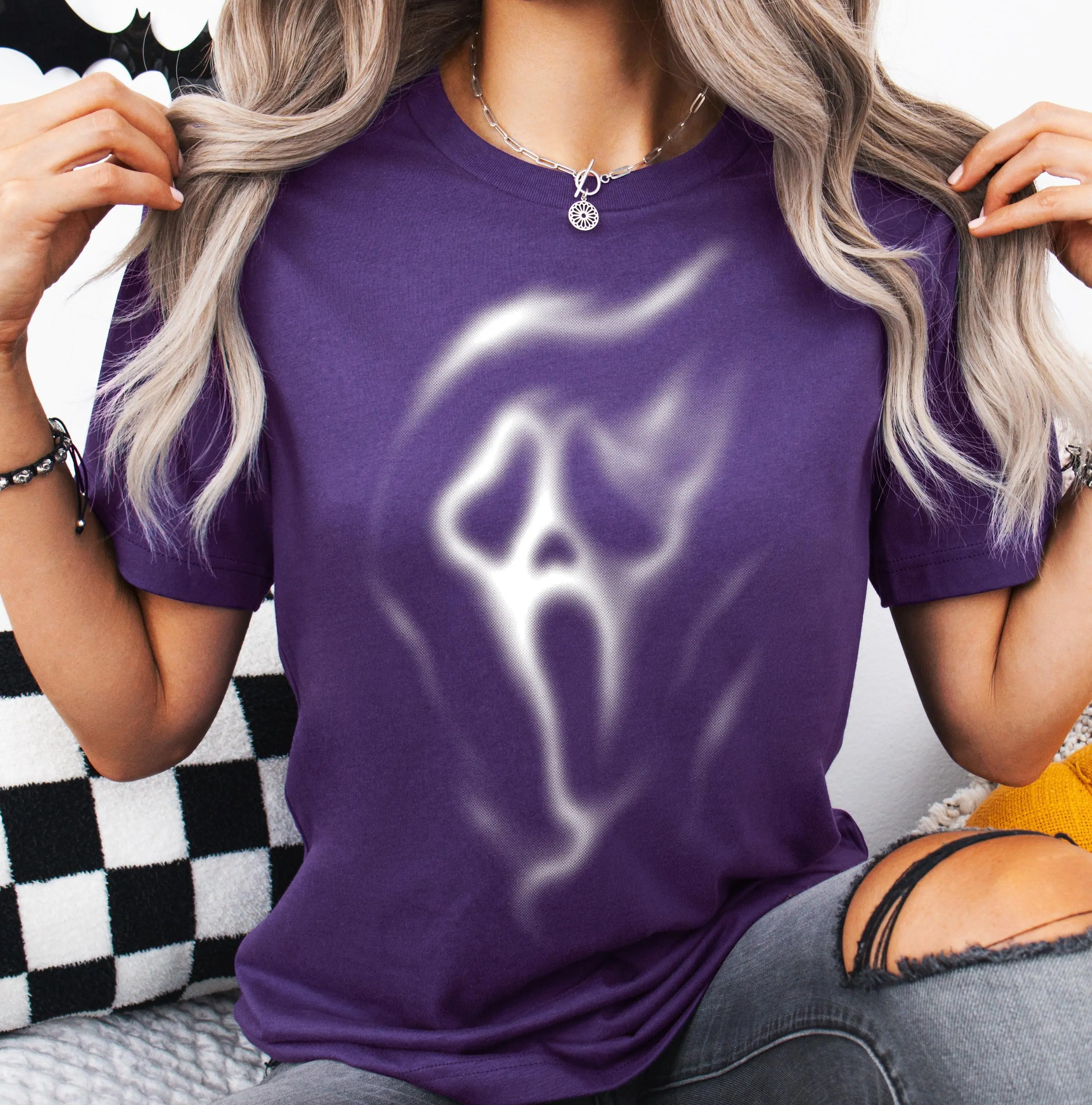 Comfort Colors Ghost Skull Blur Halftone Shirt, Horror Film Halloween Aesthetic Scary Killer Night Tee - photo 4